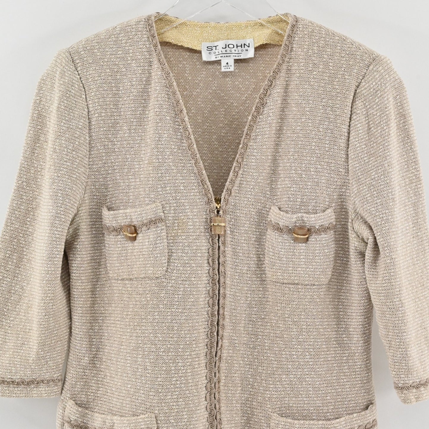 Vtg ST JOHN Womens Santana Knit Jacket Size 4 Tan Beaded Zip Up Blazer Dog Show