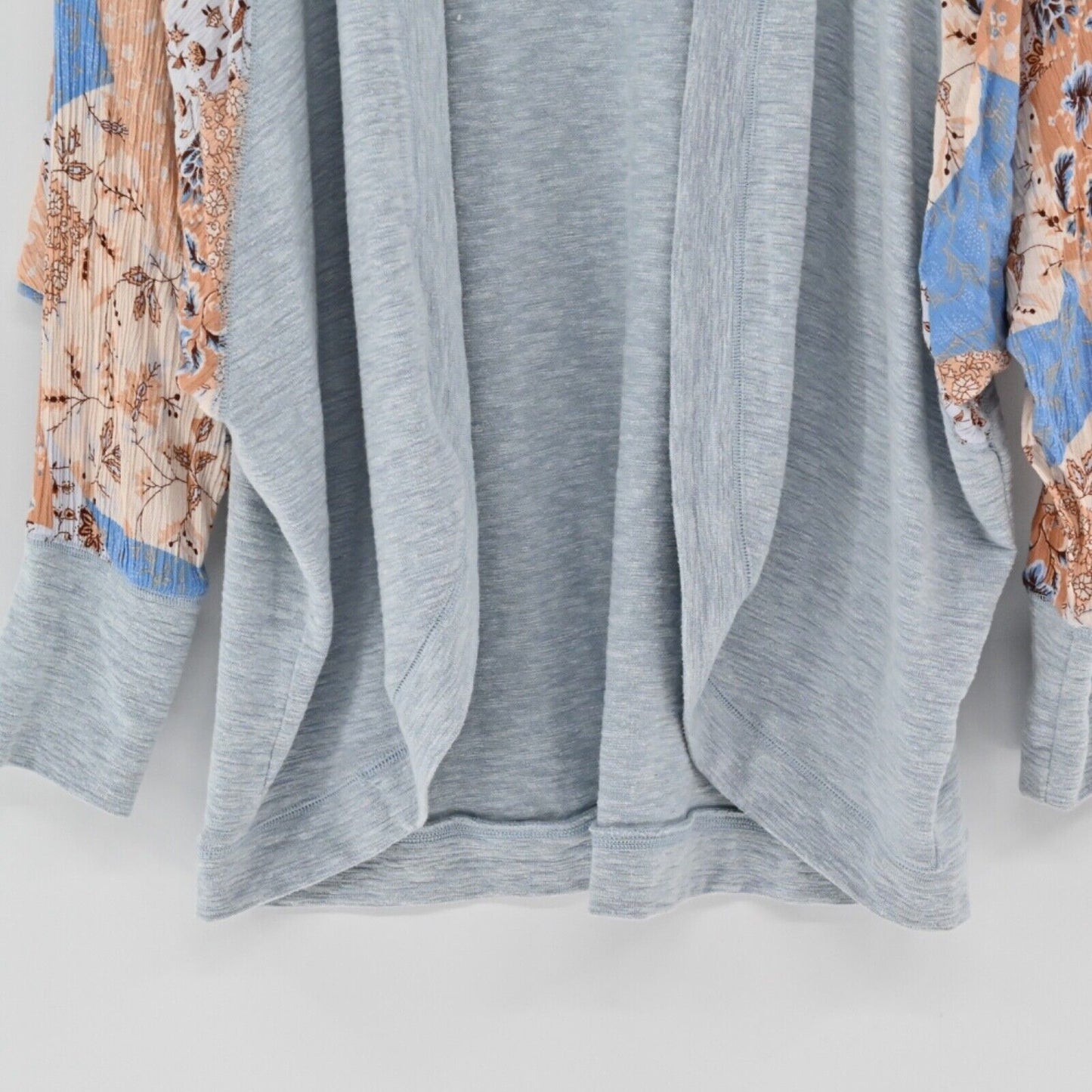 DOE AND RAE Cardigan Womens Sz L Blue Floral Patchwork Dolman Sleeve Open Front
