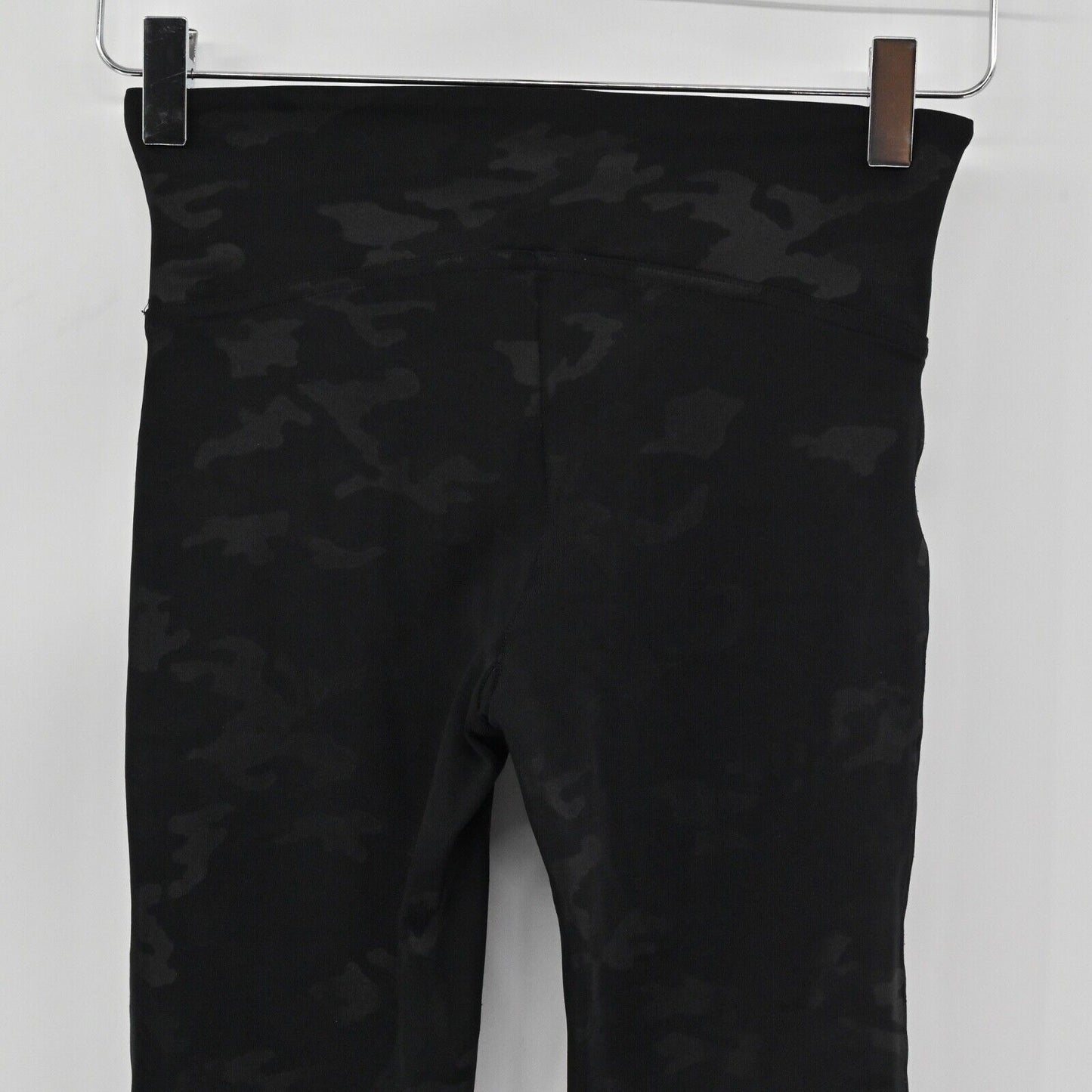 SPANX Leggings Womens Size S Black Camouflage Mid Rise Full Length Gym Workout