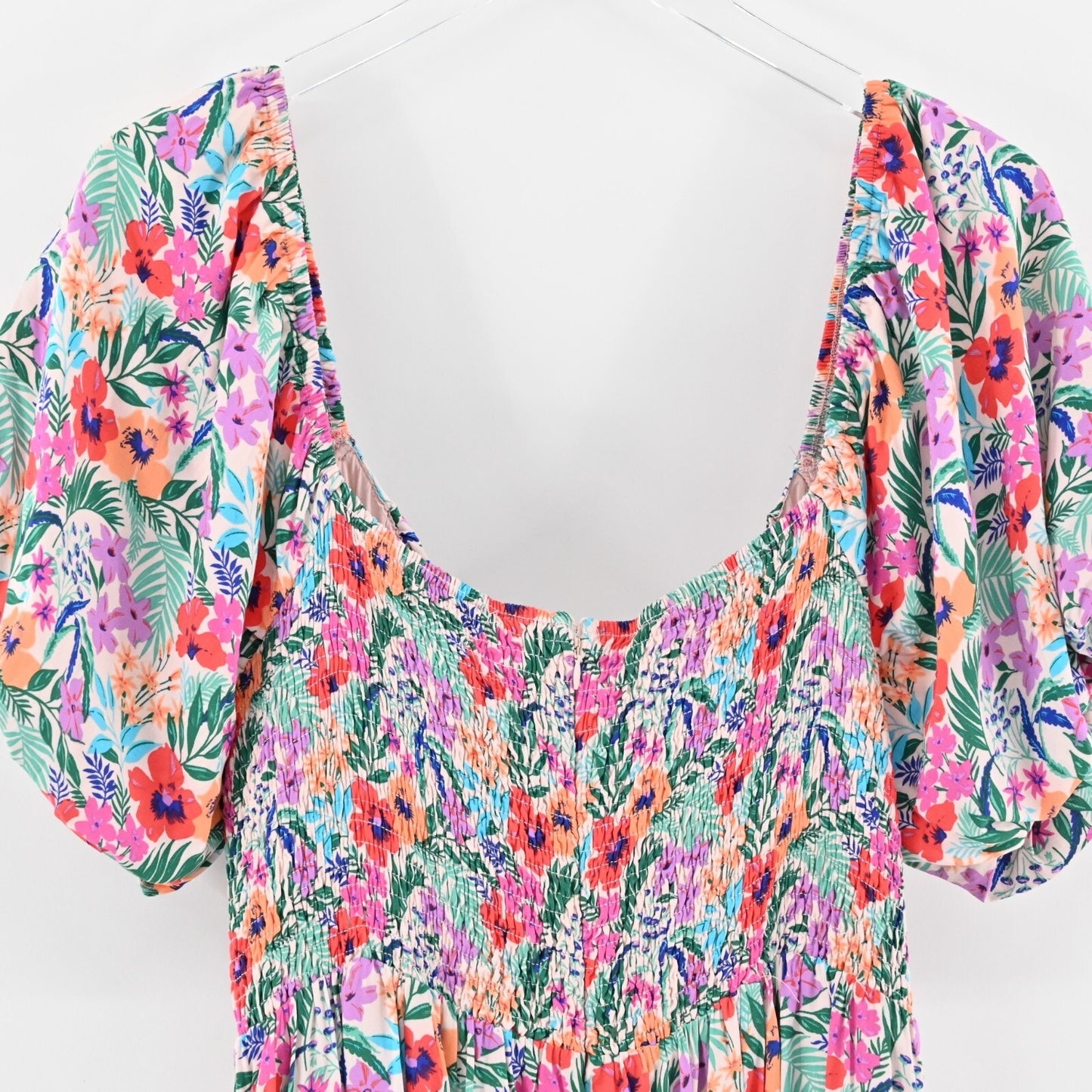 LOST WANDER Dress Size 1X Multicolor Floral Print Puff Sleeve Sweetheart Midi