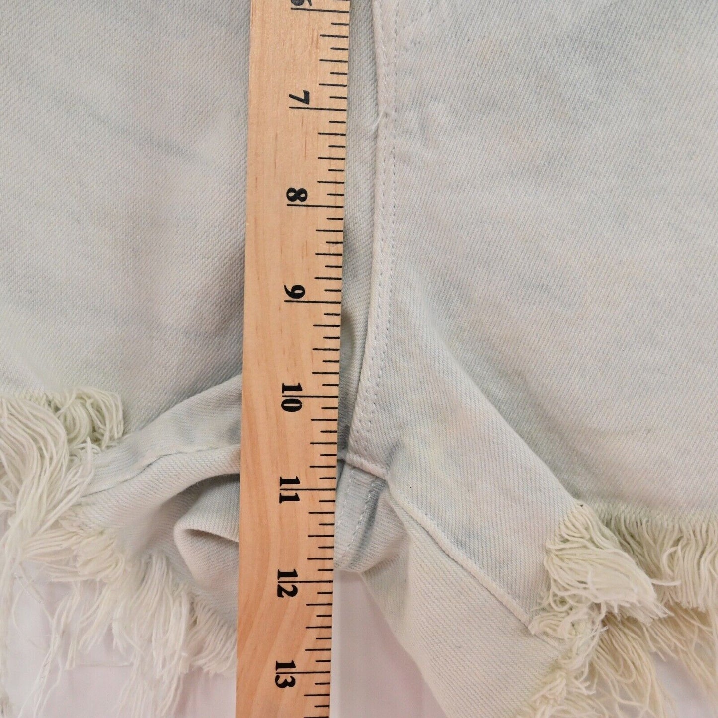 HUDSON Shorts Womens Size 29 Light Wash Denim Gemma High Rise Distressed Cut Off