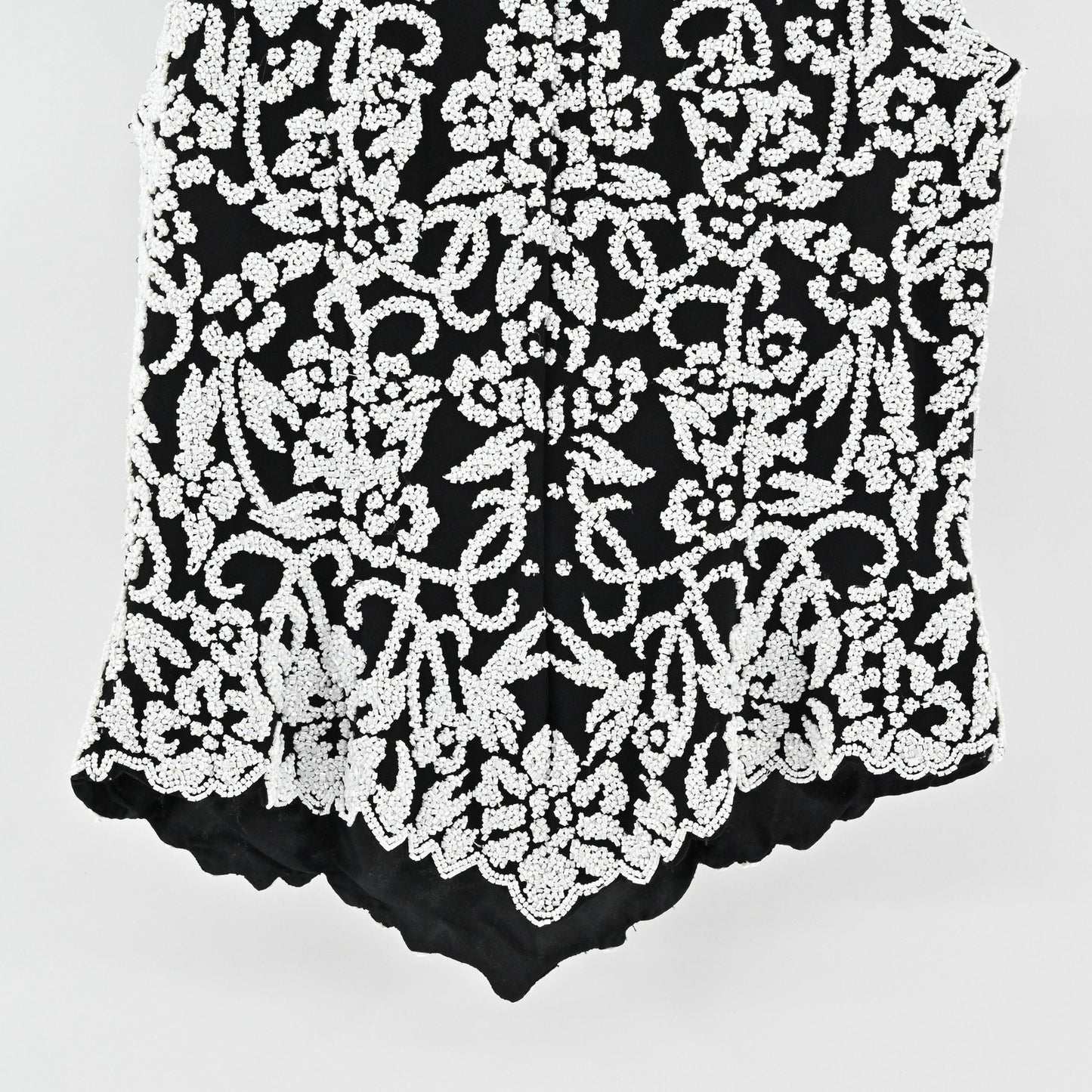 Vtg Womens Beaded Top S Black White Floral Sleeveless All Over Embellished JKARA