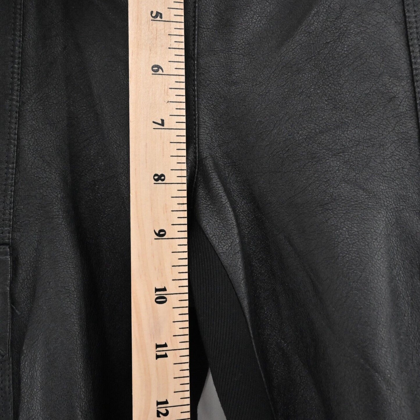 BCBGMAXAZRIA Pants Womens Size XS Black Faux Leather Pull On Skinny Leg Cargo