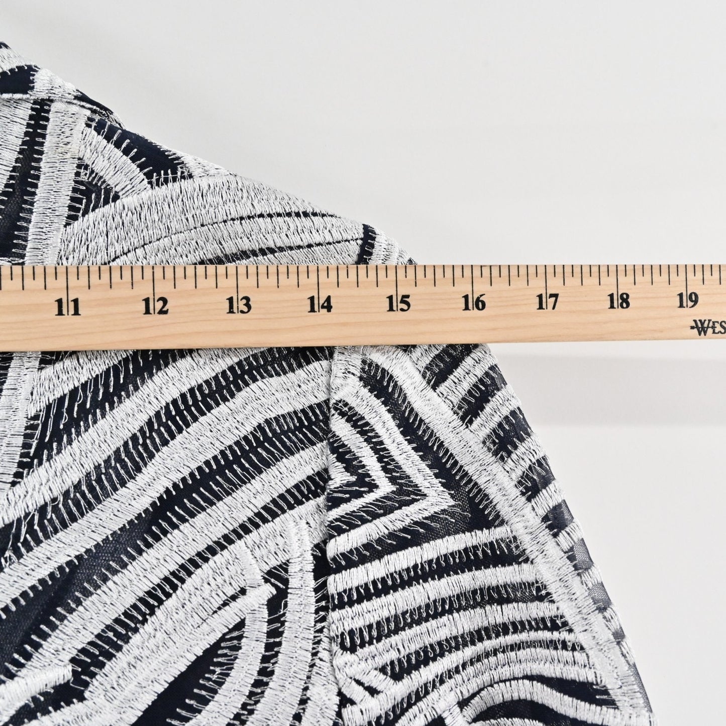 Chicos Womens Travelers Open Front Jacket Size S Navy Silver Embroidered Print