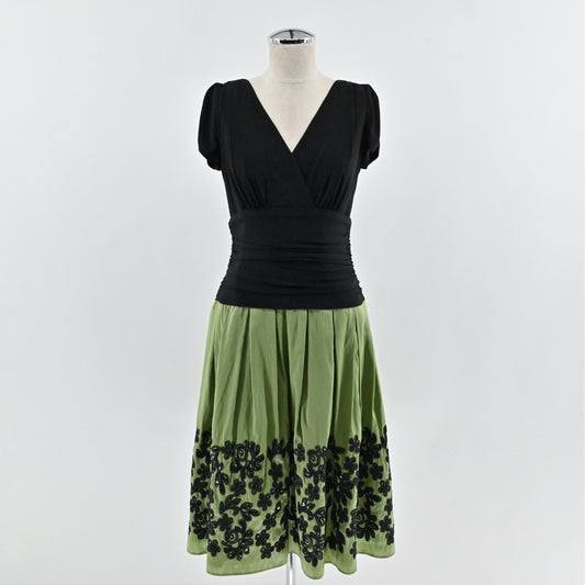 Vtg Y2k Dark Cottagecore Dress Size 10 Black Green Floral Embroidered Fairy Boho