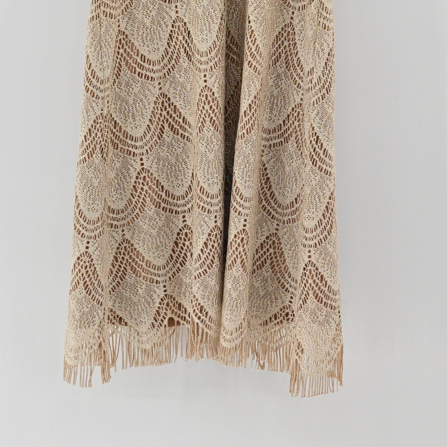 Vtg LAURA Dress Womens Size M Tan Gold Metallic Crochet Lace Fringe Halter Shift
