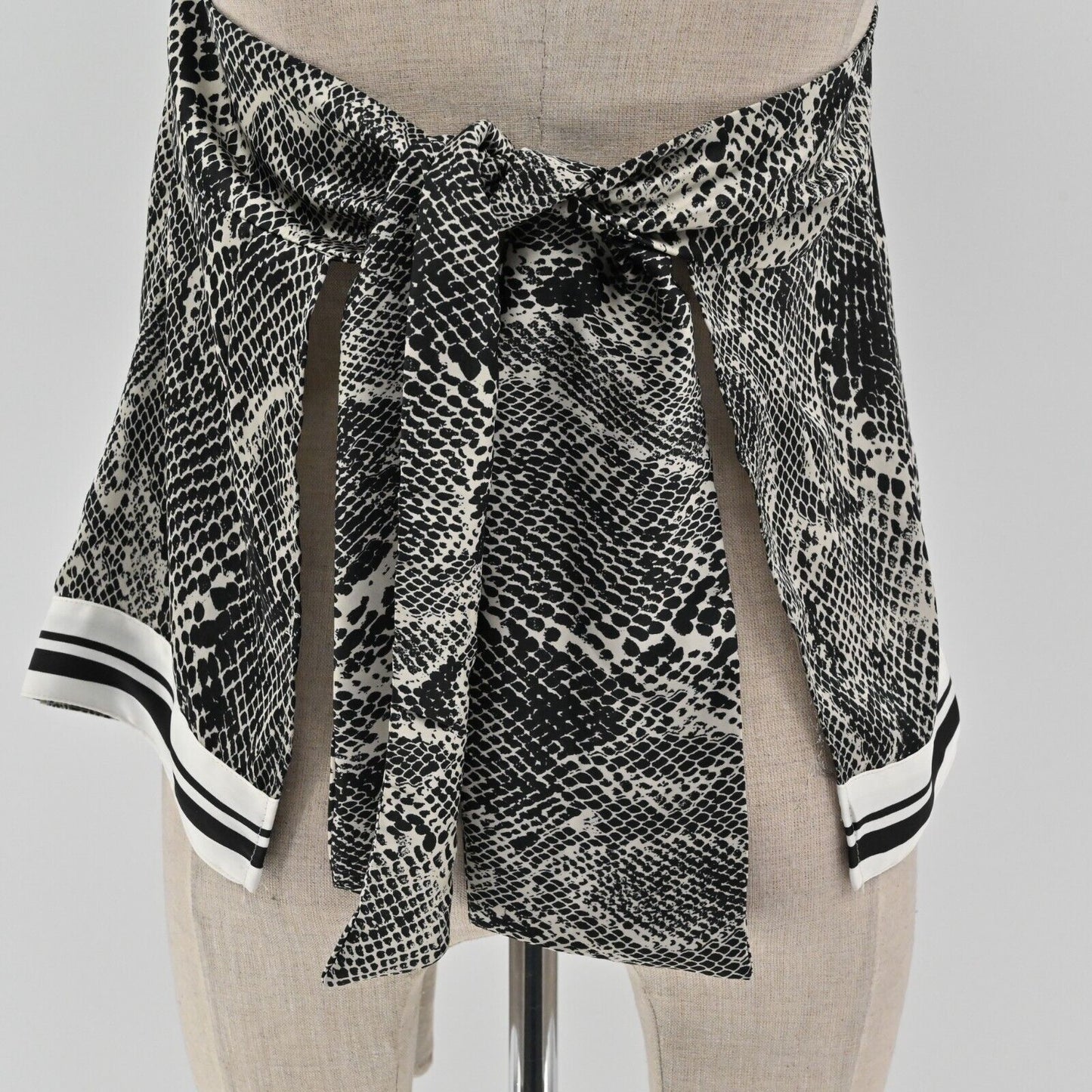 EXPRESS Top Womens Size XS Sleeveless Halter Snakeskin Stripe Print Tie Back