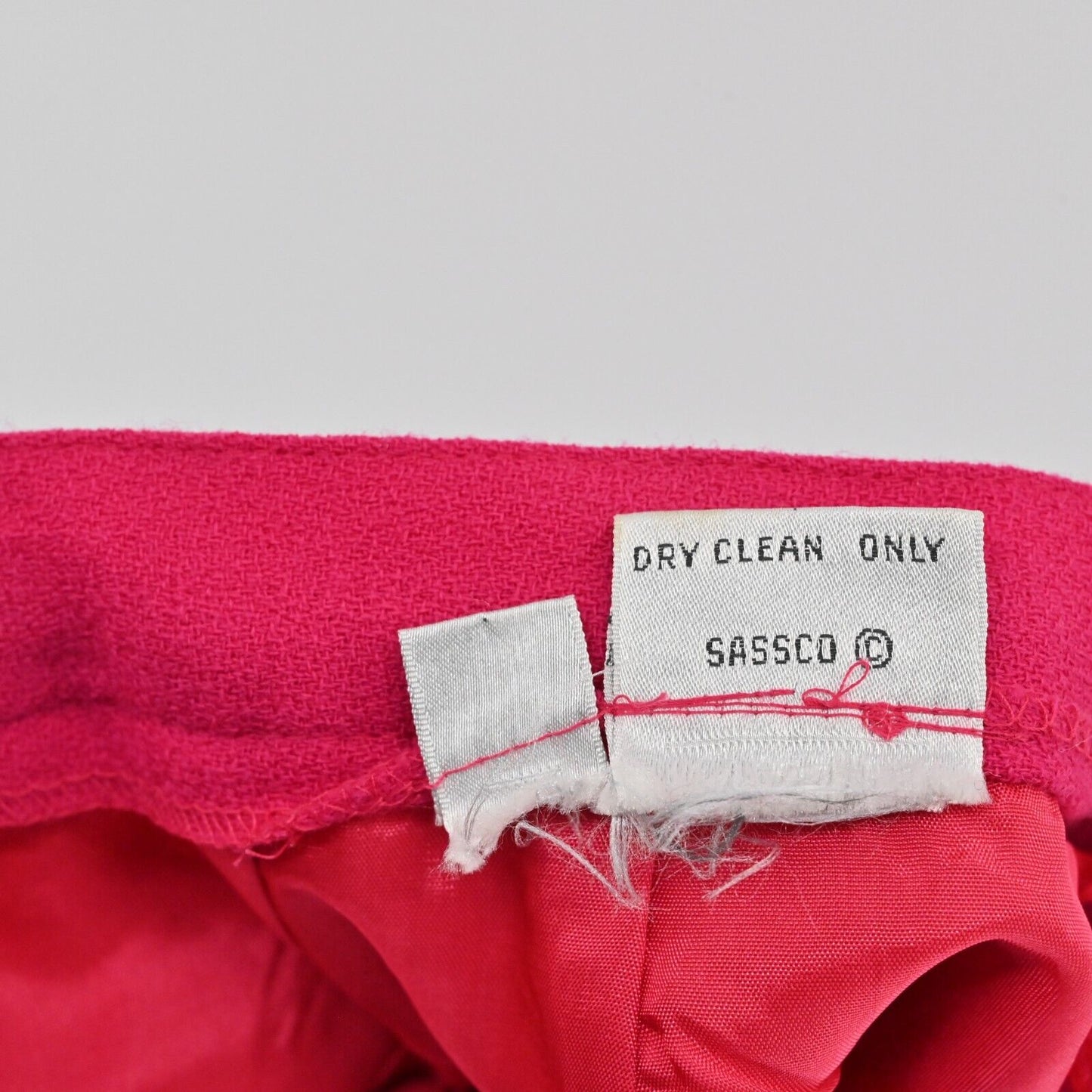 Vtg LILLIE RUBIN Skirt Suit Womens Size 10 Hot Pink Black Beaded 80s