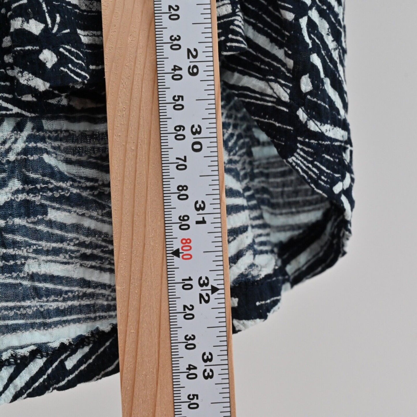 ANTHROPOLOGIE Top Women Sz XS Navy Blue White Geometric Riley Smocked Tunic Tank