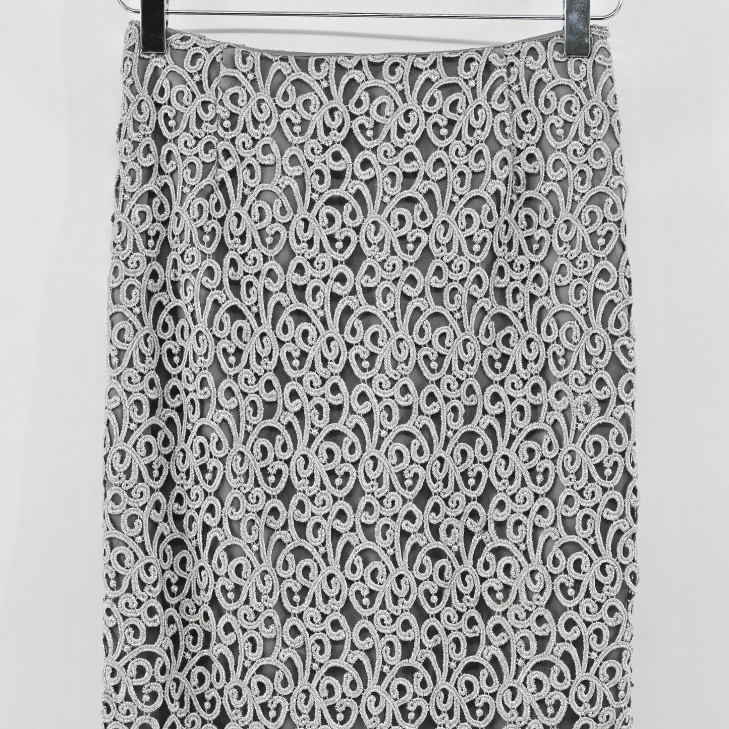 Vtg ANNE KLEIN Lace Pencil Skirt Womens Size 2 Silver Romantic Glamorous Luxe