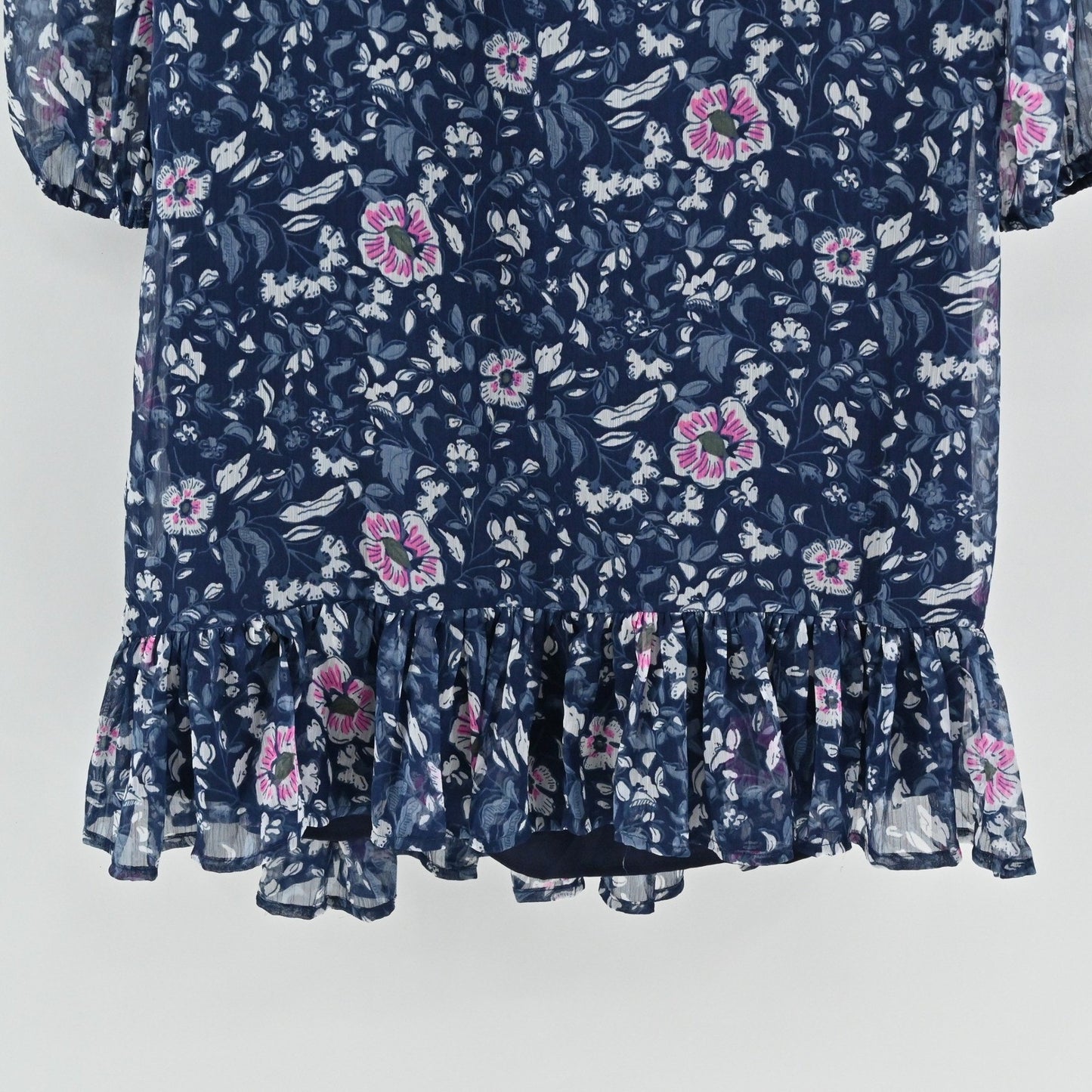 Vineyard Vines Chiffon Floral Dress Size XS Romantic Navy Pink Ruffle Brunch