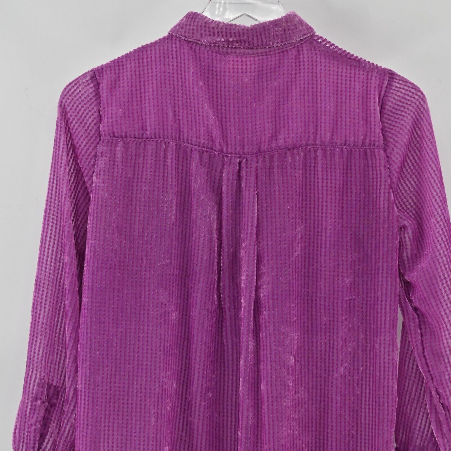 ANTHROPOLOGIE Top Womens Sz XS Akemi + Kin Purple Velvet Tunic Duster Button