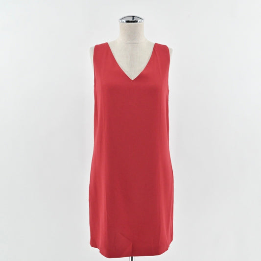 Theory Rosina Crepe Shift Dress Sleeveless Size 0 Red V Neck Career Date Night