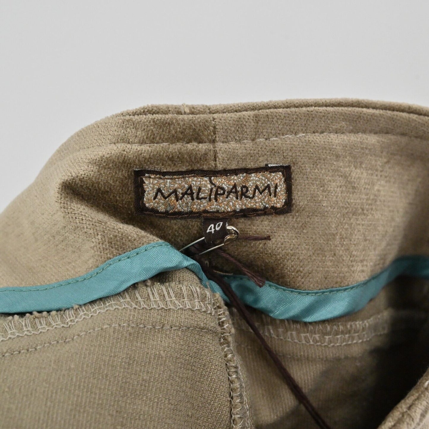 MALIPARMI Pants Womens Sz 40 Tan Velvet Straight Leg Stretch Mid Rise Ankle NEW