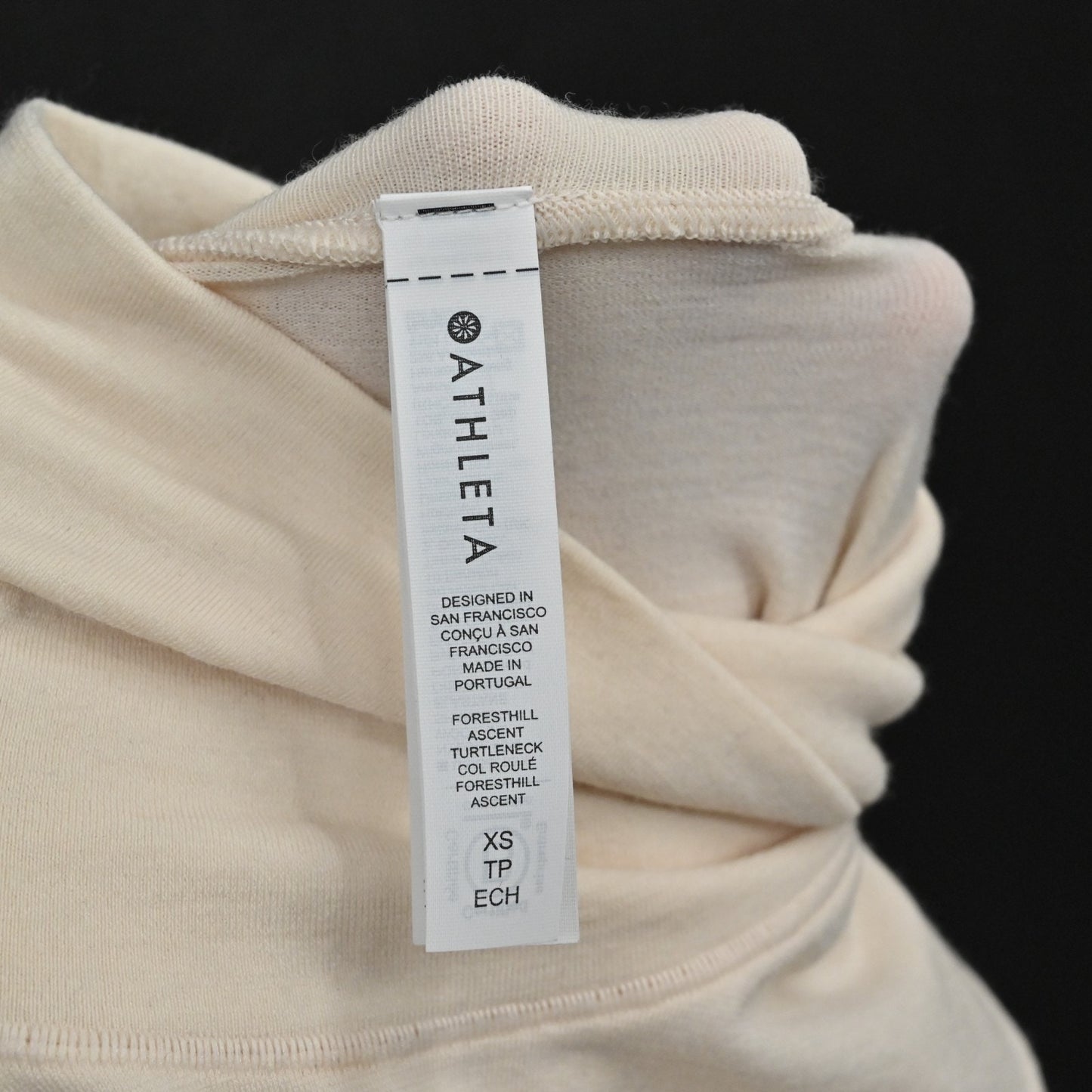 Athleta Foresthill Ascent Turtleneck Top Womens XS Cream Warm Long Sleeve Ski