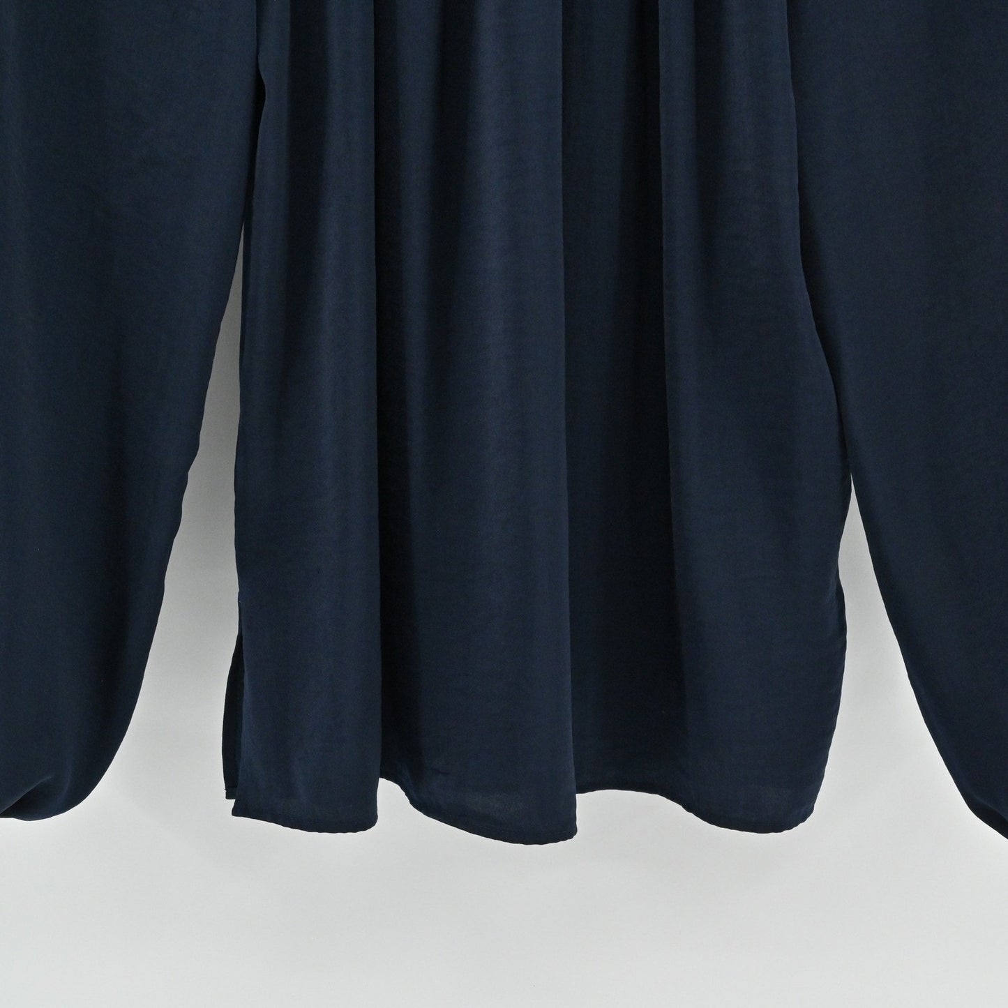 KOBI HALPERIN Womens Caprice Tie Neck Blouse Sz XS Navy Romantic Long Sleeve Top