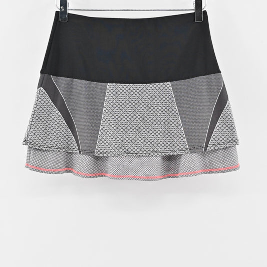 LUCKY IN LOVE Skort Sz S Triumph Golf Athletic Tennis Skirt Pickle Ball Tiered