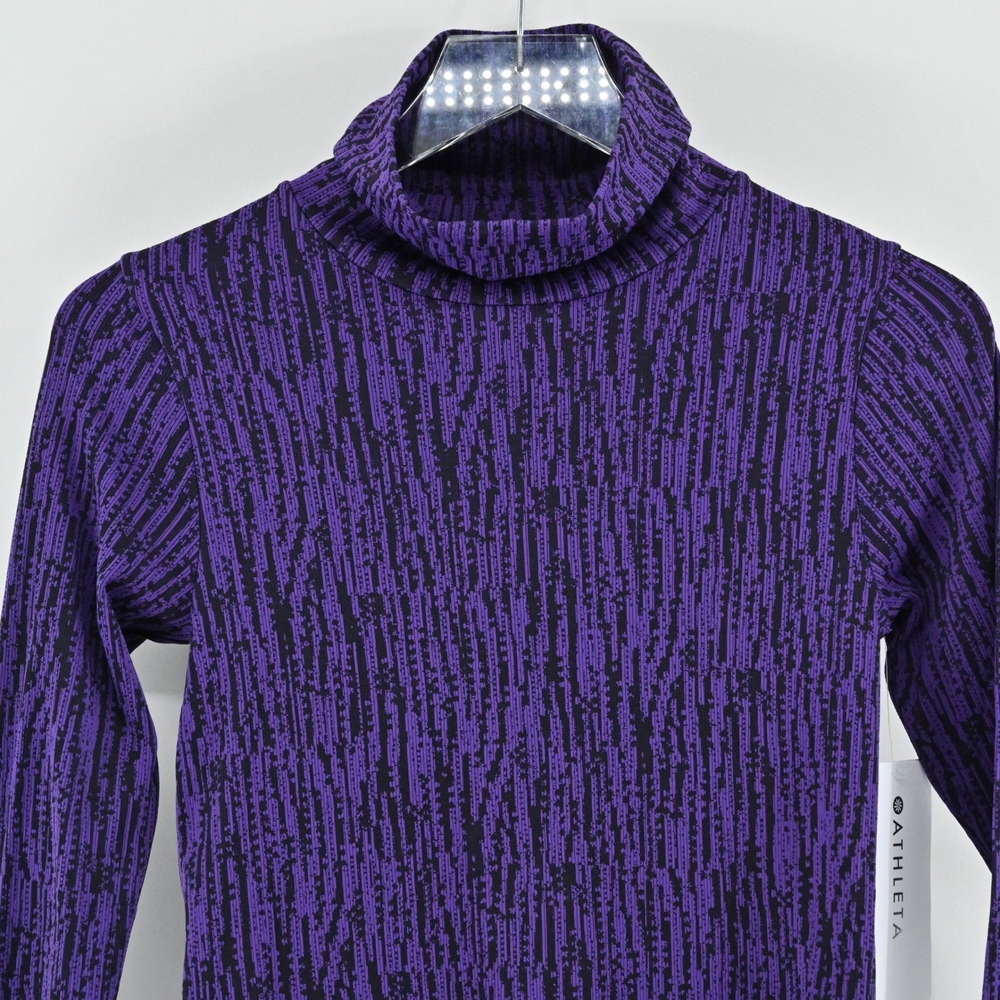 Athleta Flurry Elemental Turtleneck Top Womens XS Purple Black Warm Long Sleeve