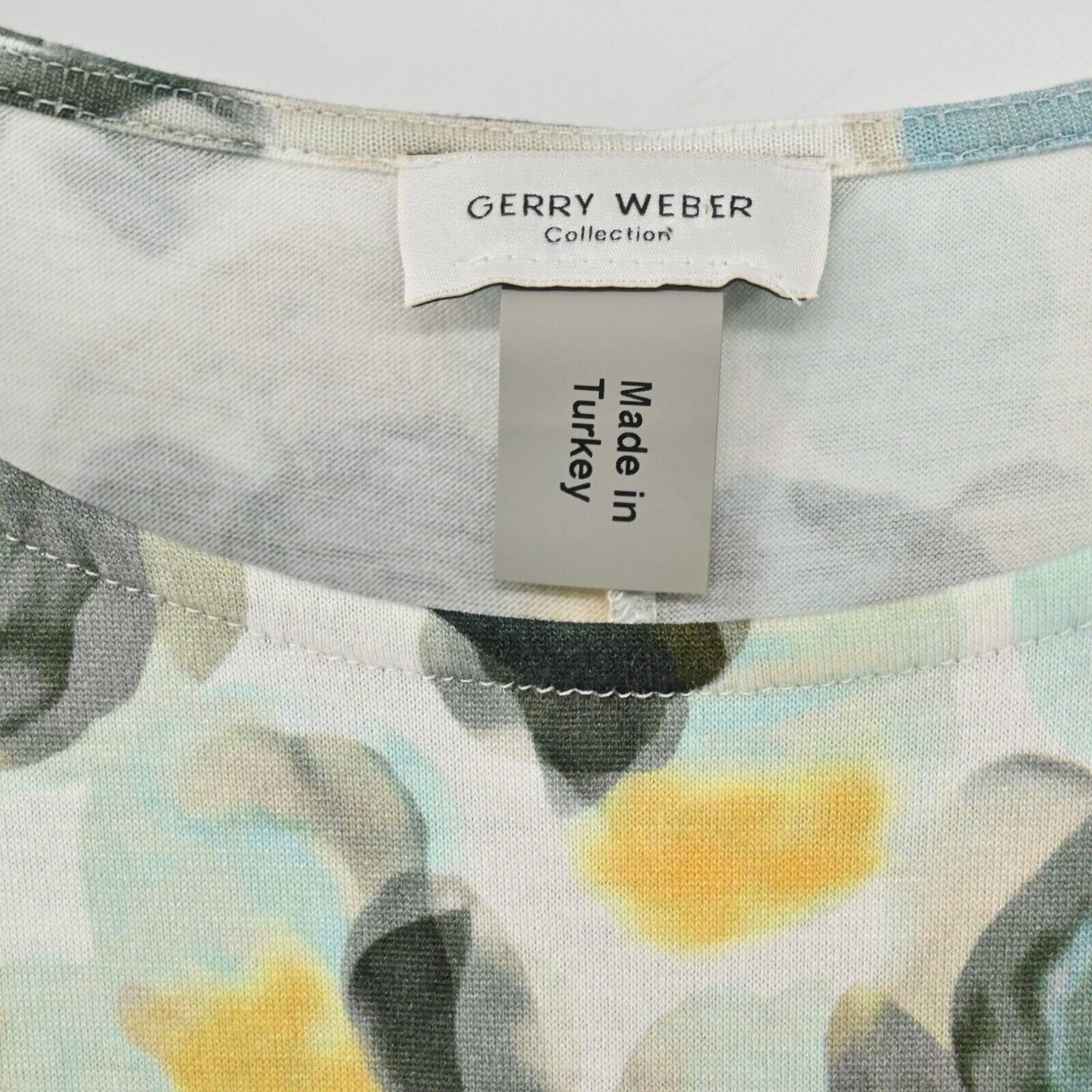 GERRY WEBER Top Womens Size 6 Collection Multicolor Abstract Print Short Sleeve