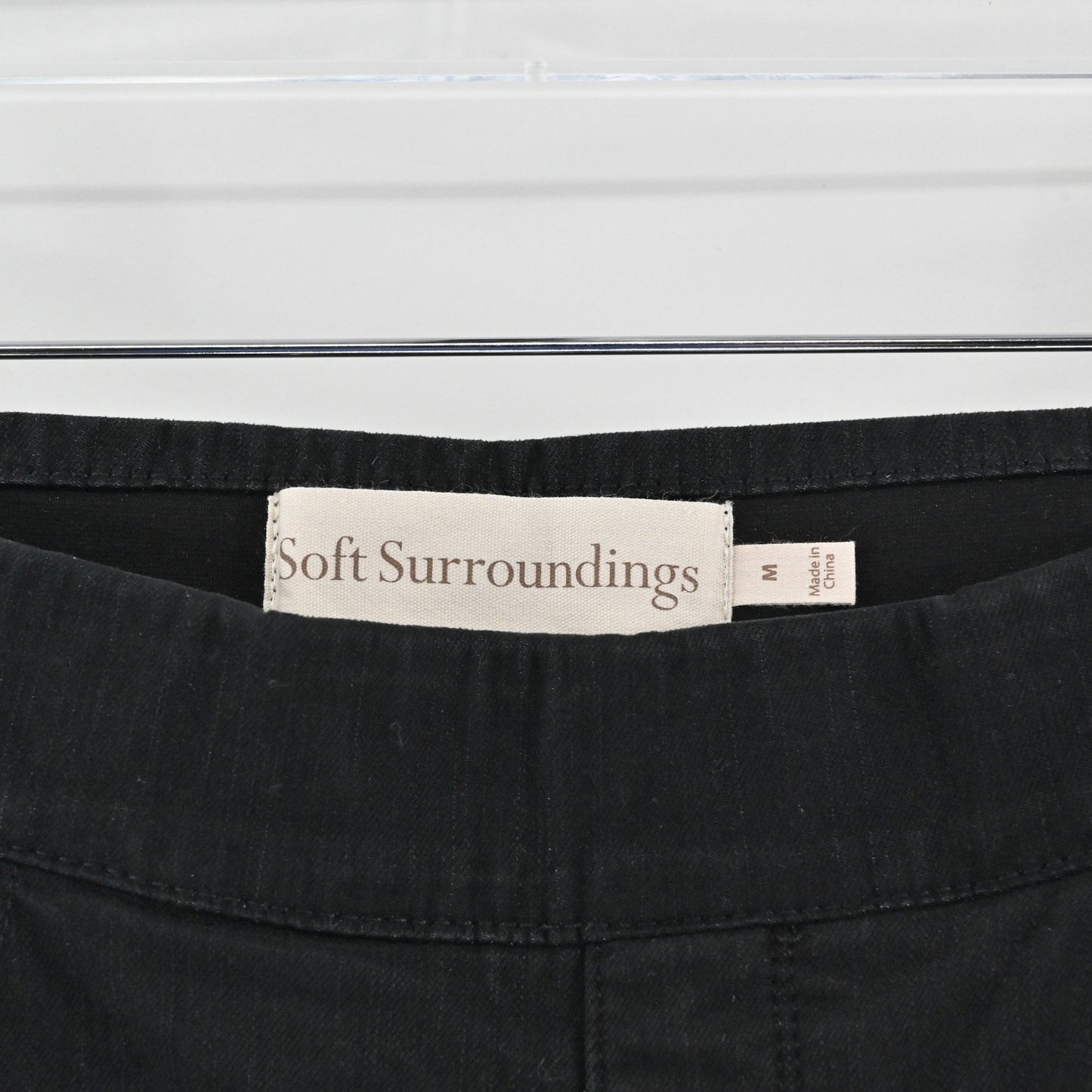 Soft Surroundings Womens Pull On Crop Pants Size M Black Stretch Casual