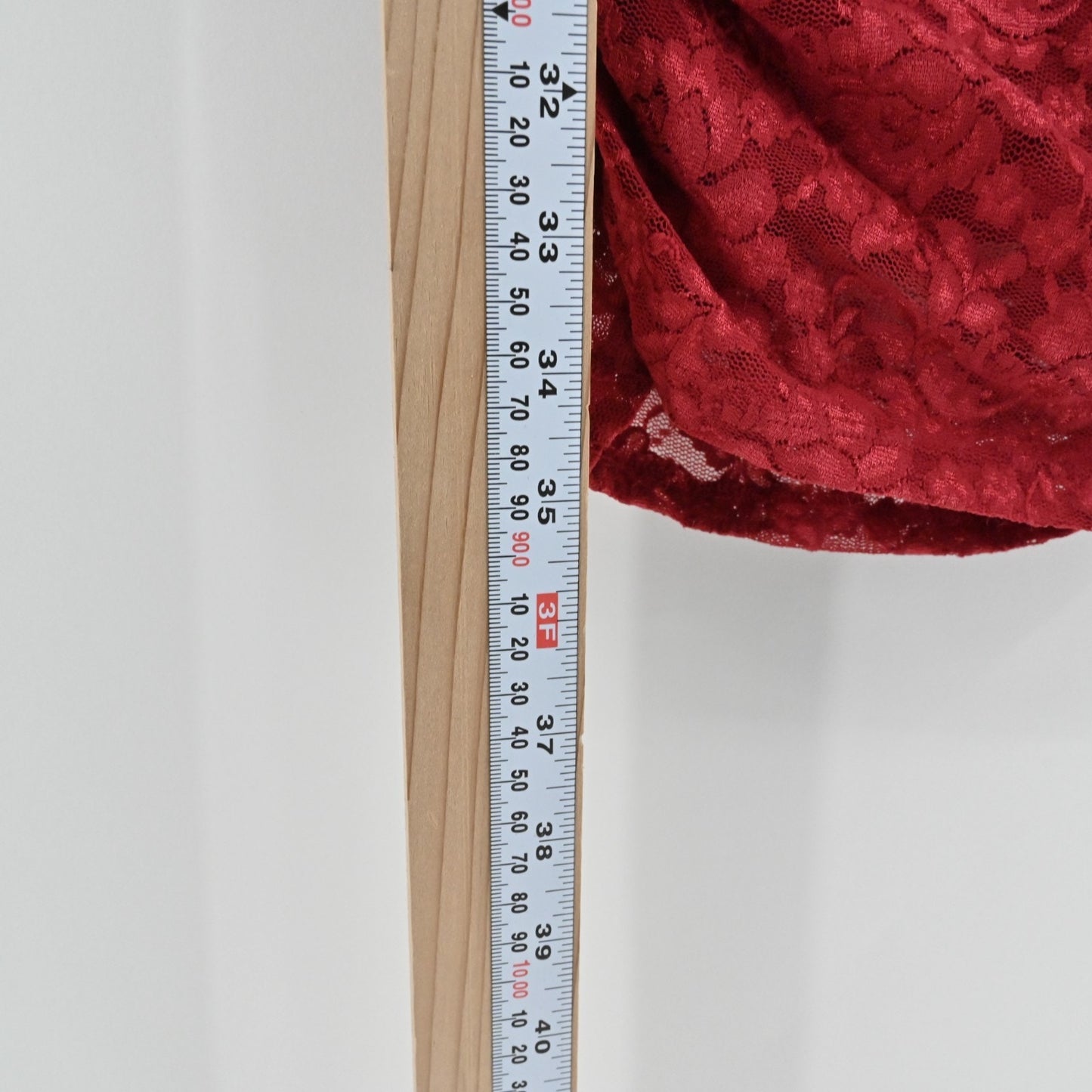 Vtg Y2k Red Lace Mini Dress Size XS Ruched Coquette Elegant Siren Sexy Romantic