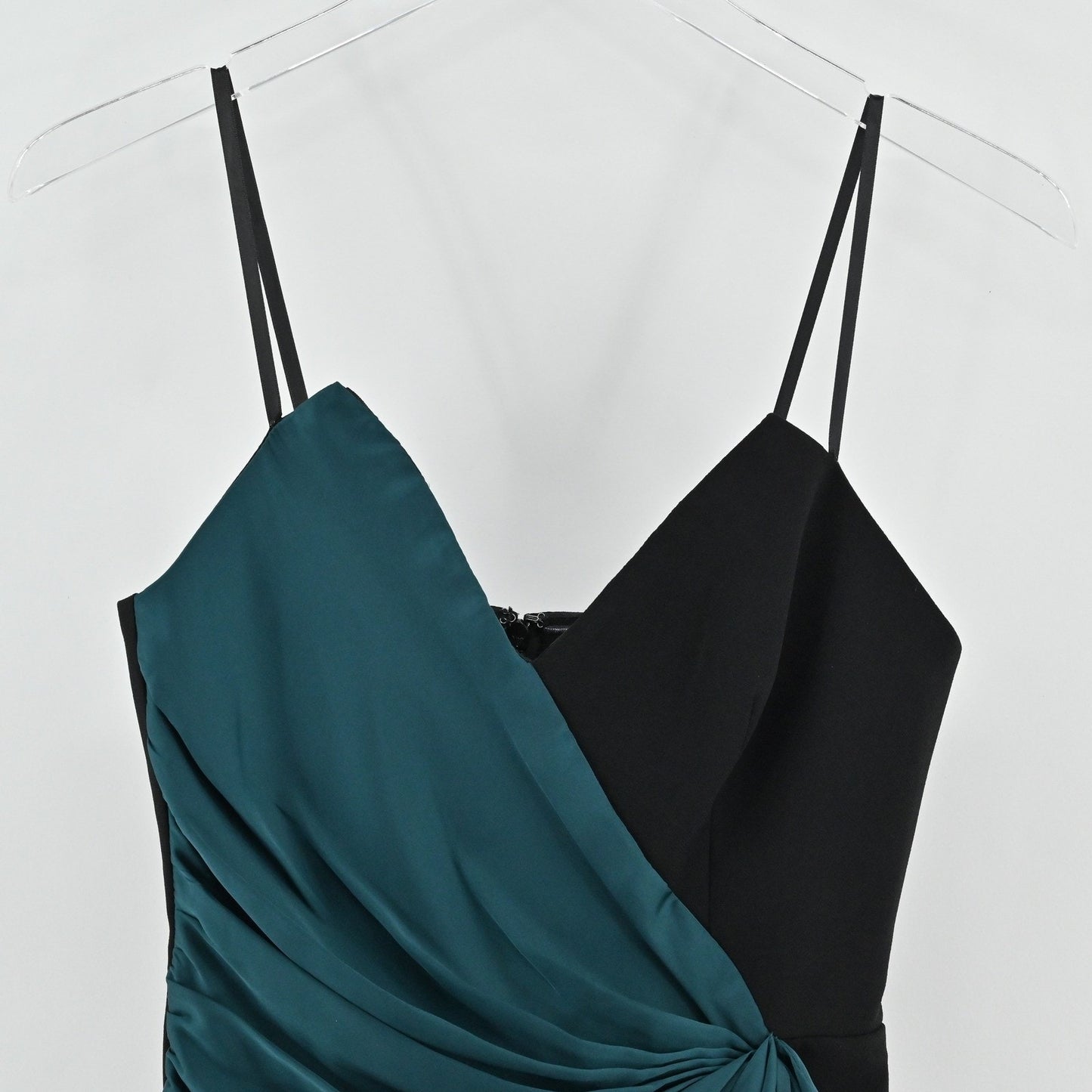 JILL STUART Two Tone Side Wrap Mini Dress Size 0 Black Green Cocktail Party Luxe