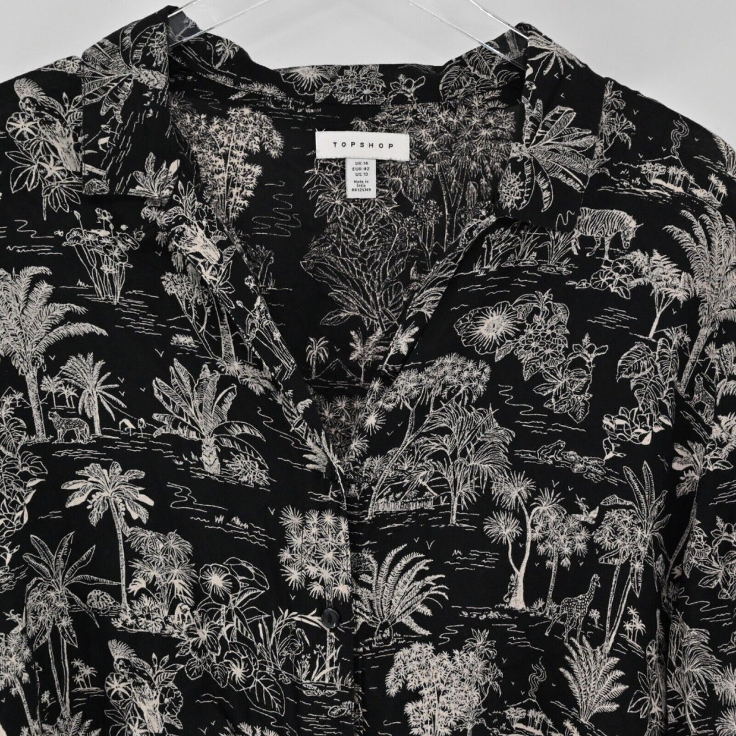 TOPSHOP Top Womens Size 10 Black White Tropical Savanna Print Tie Up Button Up