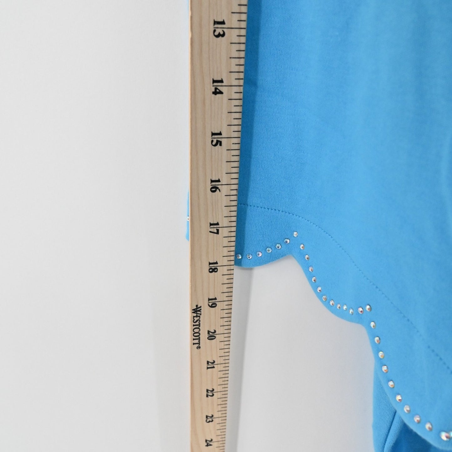 Quacker Factory Womens Scalloped Rhinestone Top Size 3X Blue 3/4 Puff Sleeve