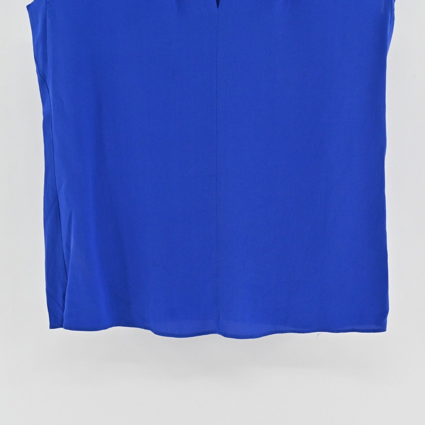 Escada Womens Silk Royal Blue Top Size 32 Sleeveless Pleated VNeck Blouse Siren