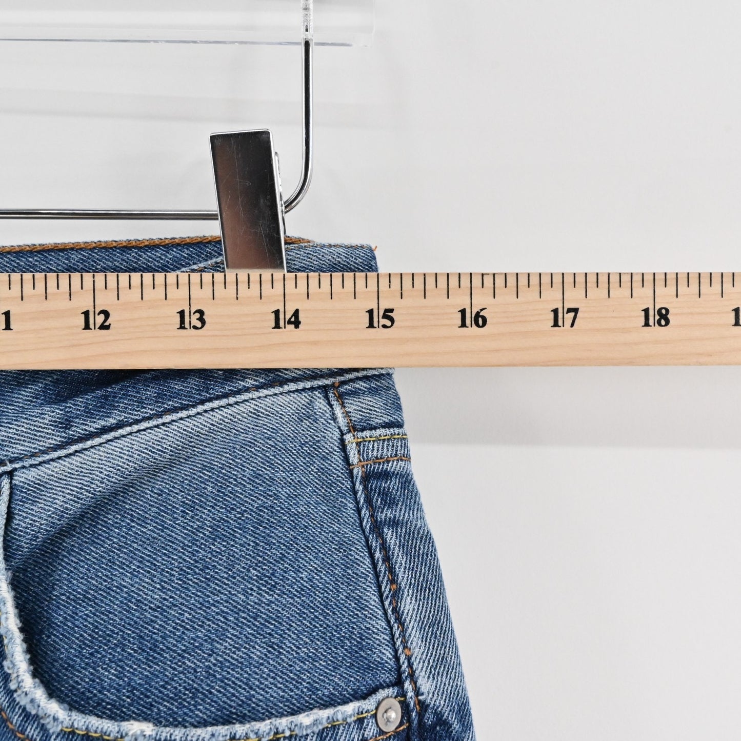 ANTHROPOLOGIE Pilcro Letterpress Womens Tilde Jeans Sz 28 High Rise Boho Patch