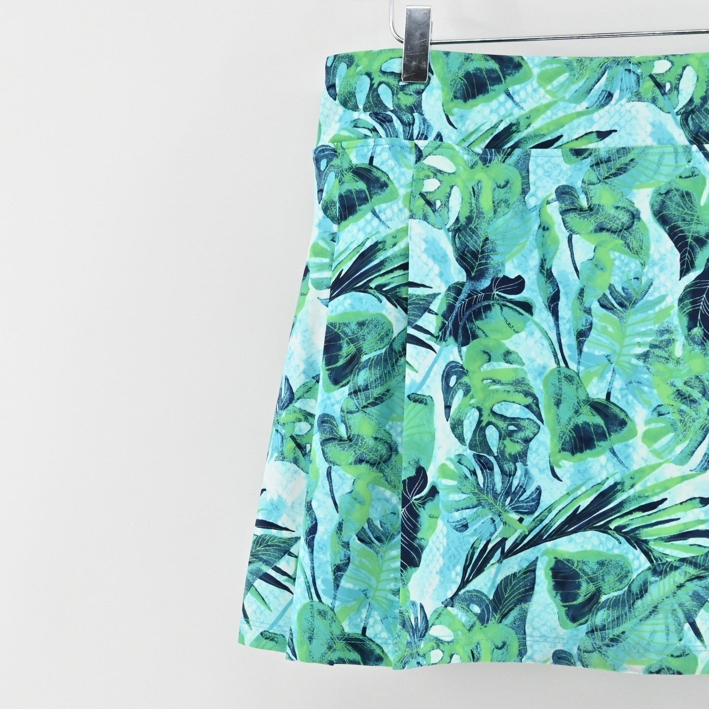 Tommy Bahama Golf Skort Size XL Green Leaf Print Tennis Pickle Ball Tropical