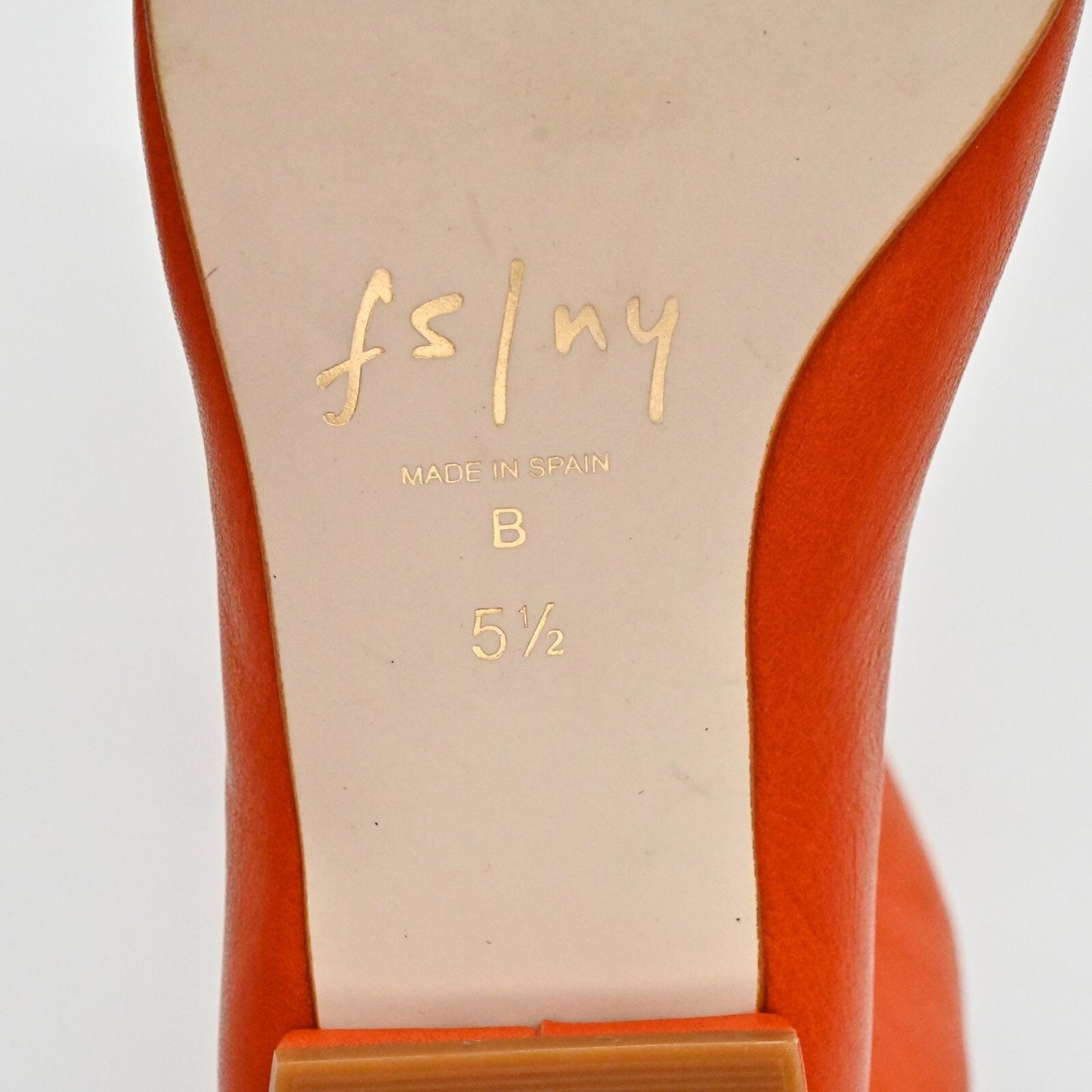 FRENCH SOLE NY Norse Leather Studded Flats Womens Size 5.5B Pointed Toe Gold