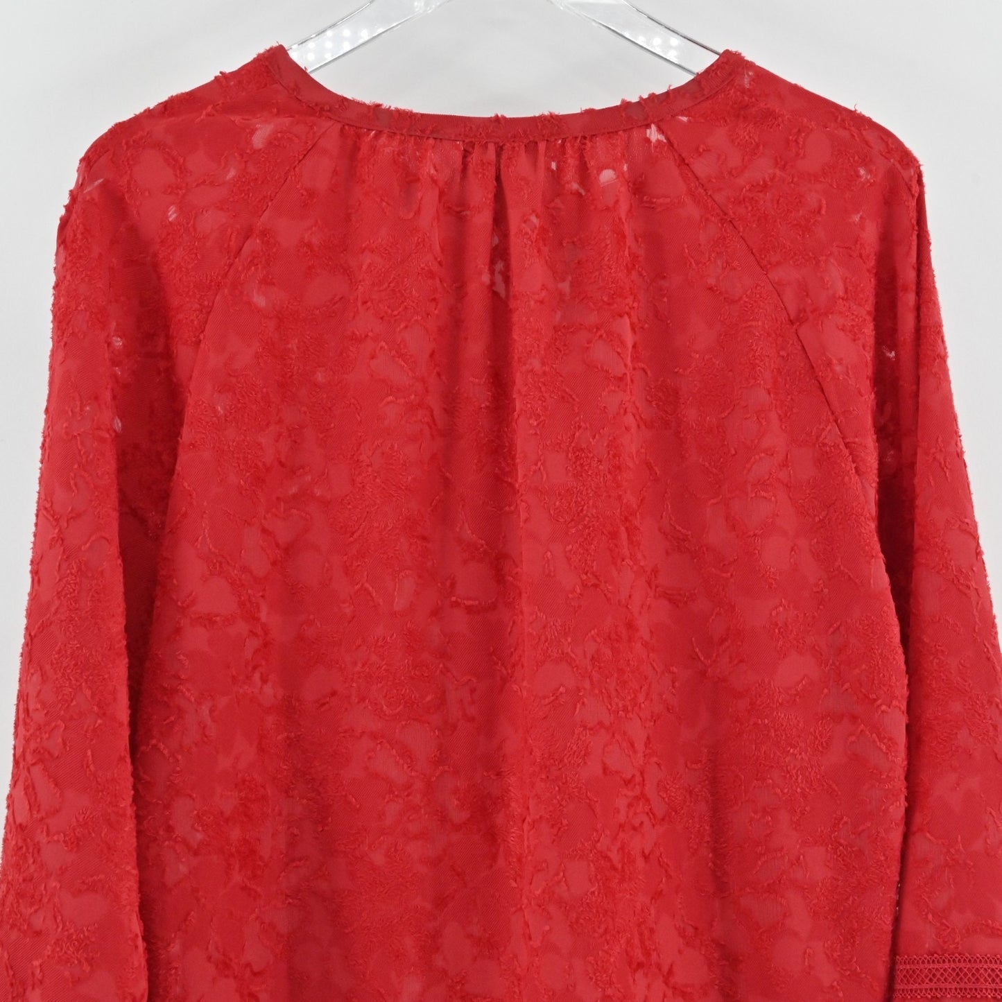 Chicos Clipped Jacquard Tie Front Top Size L Razzie Red Popover Balloon Sleeve