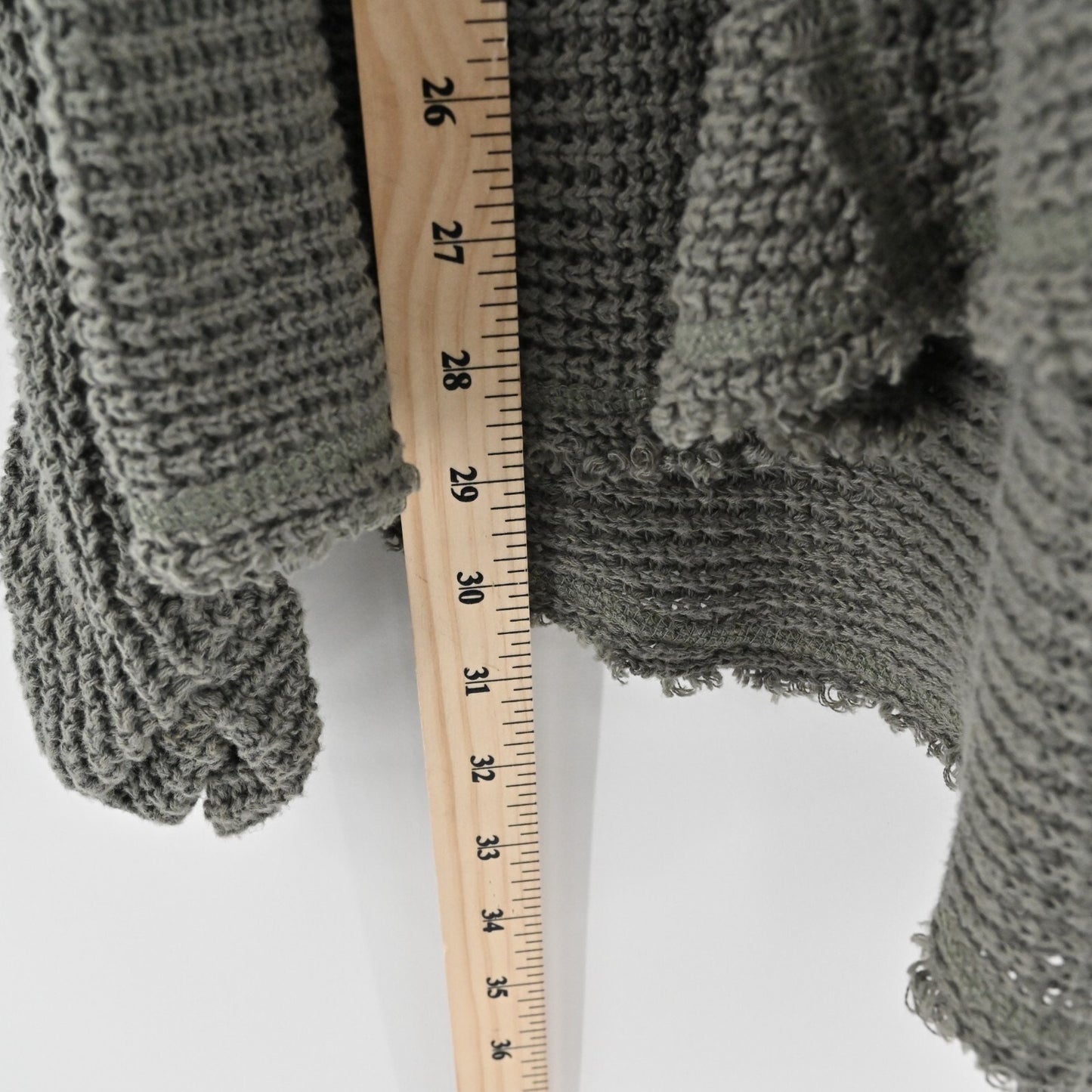 FREE PEOPLE Womens Moonshine Sweater Size XS Cold Shoulder VNeck Oversized Knit