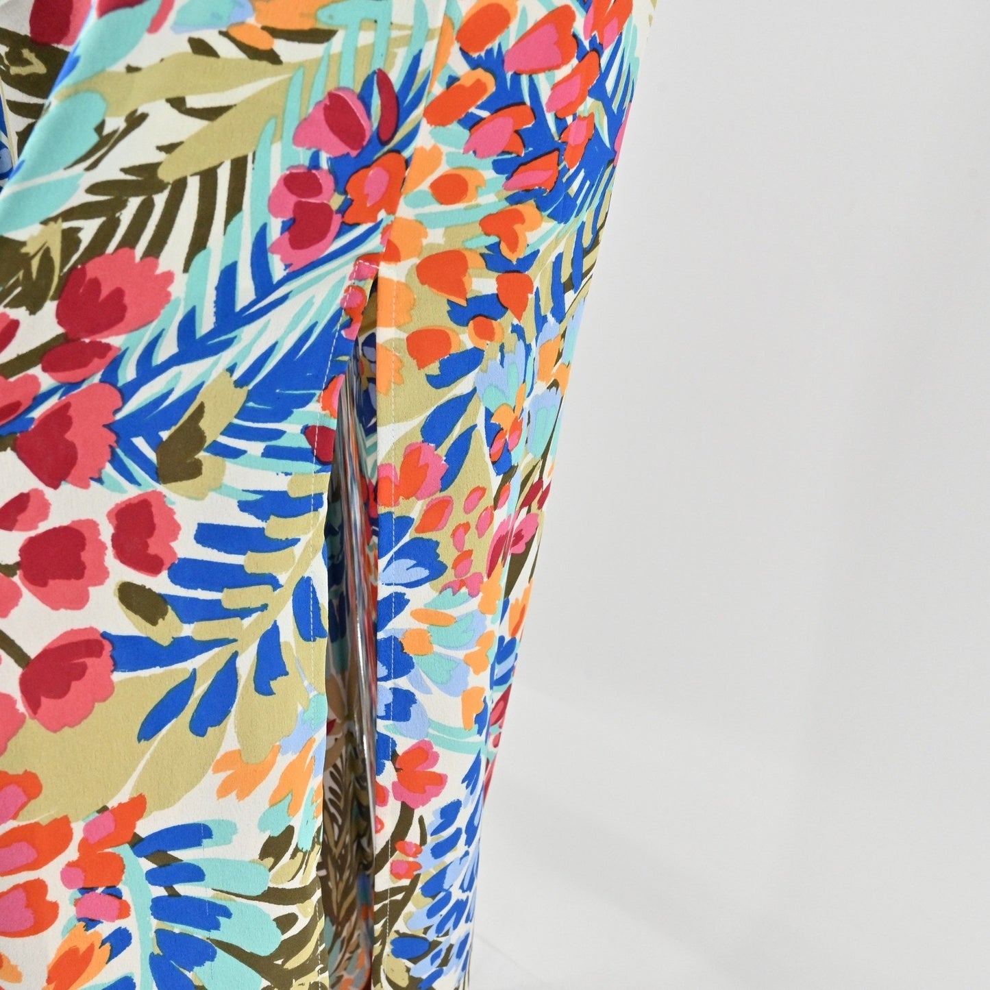 Sugar Lips Magic Moment Halter Jumpsuit Size XS Floral Wide Leg Vibrant Tropical