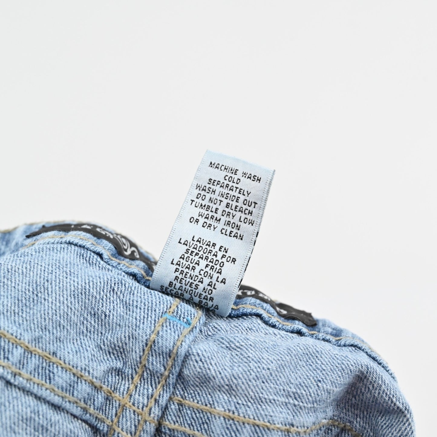 Vtg Y2k Floral Embroidered Jeans Sz 7 Low Rise Flare Distressed Paisley Festival