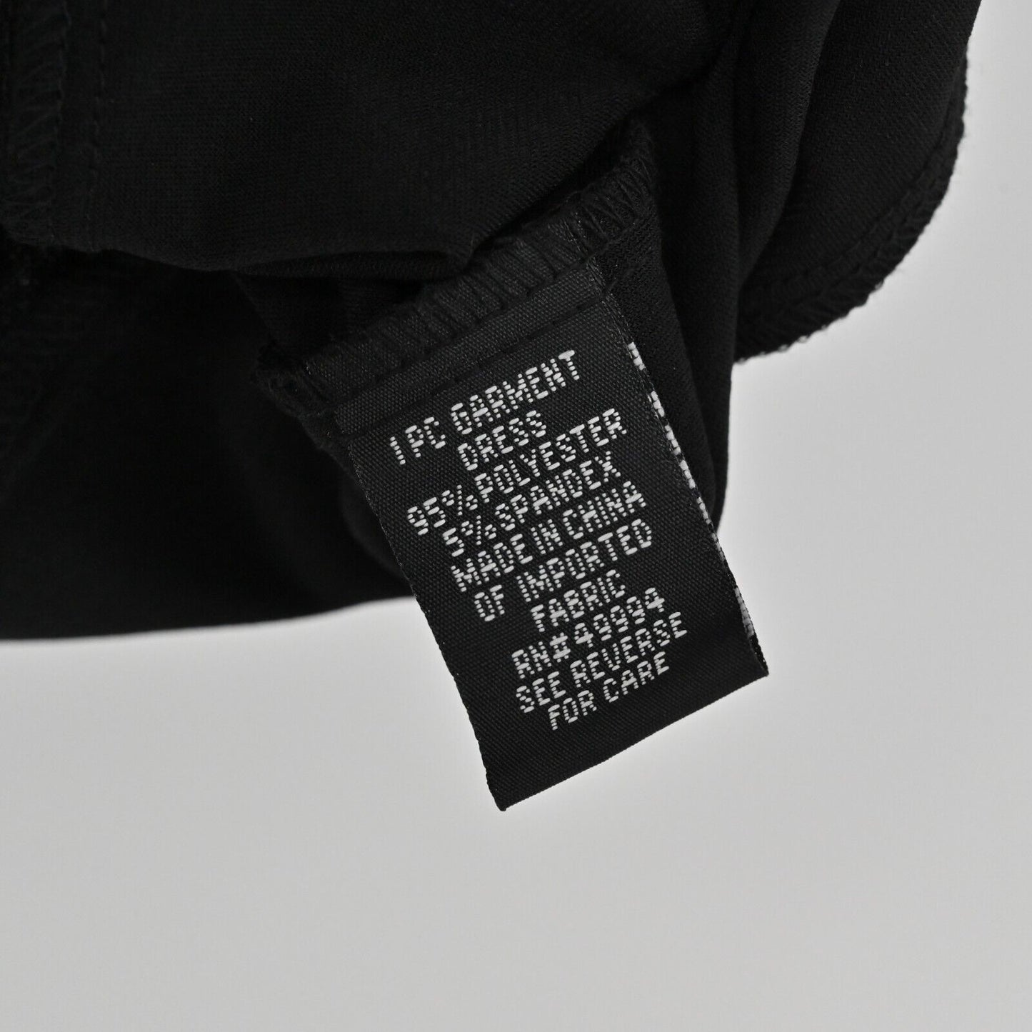 RM RICHARS Dress Size 8 Sleeveless Black Silver Chain Detail Scoop Neck Cocktail