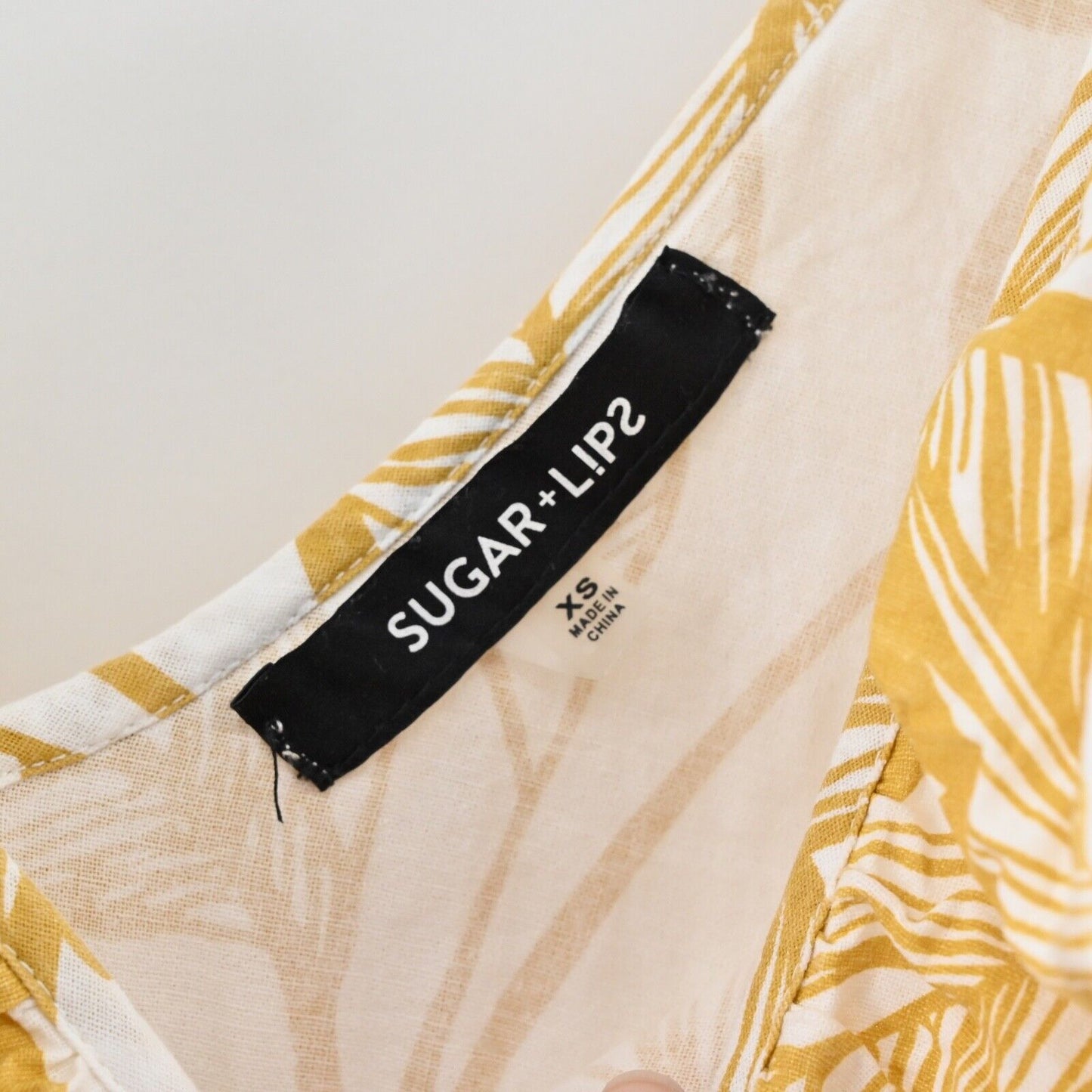 SUGAR LIPS Dress Size XS Yellow Tropical Print Poplin Cotton Ruffle Tiered Midi