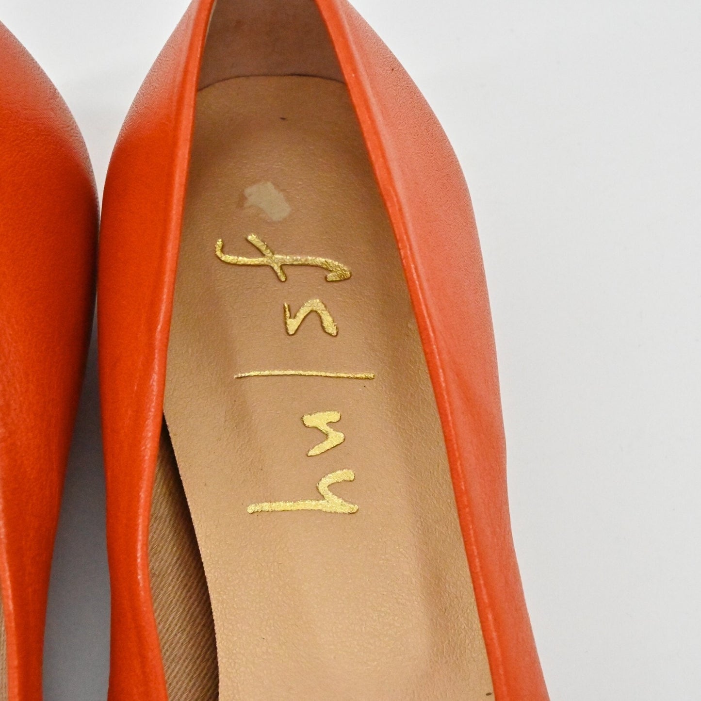 FRENCH SOLE NY Norse Leather Studded Flats Womens Size 5.5B Pointed Toe Gold