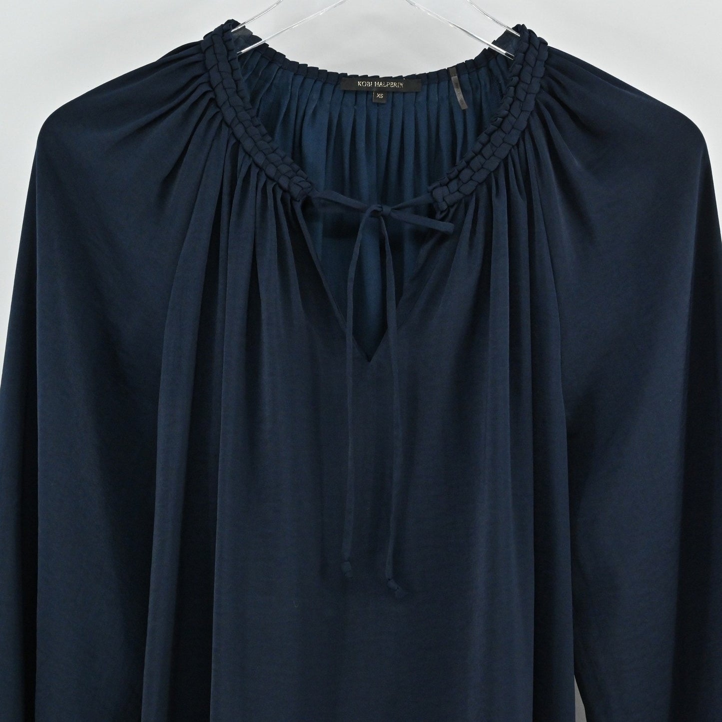 KOBI HALPERIN Womens Caprice Tie Neck Blouse Sz XS Navy Romantic Long Sleeve Top