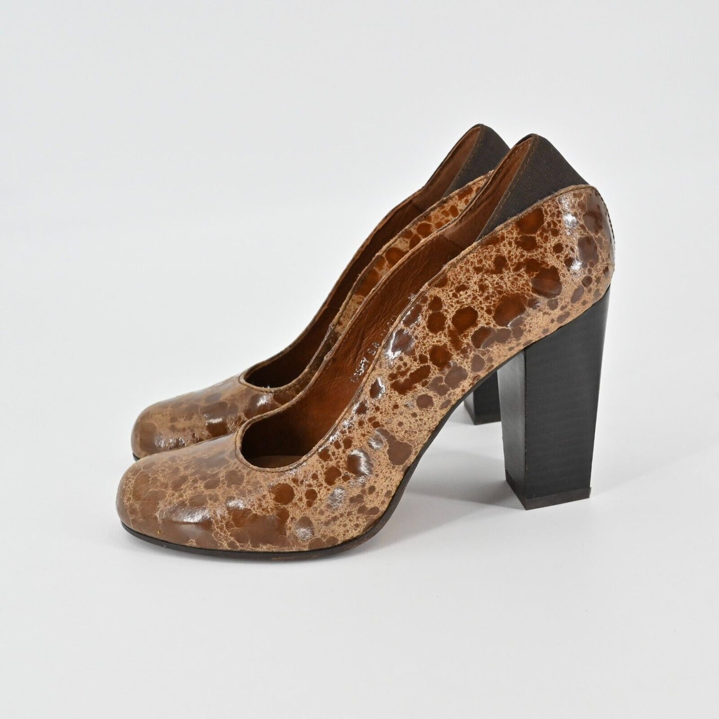 DONALD J PLINER Heels Womens Sz 6 Casey Brown Round Embossed Leather Block Pumps