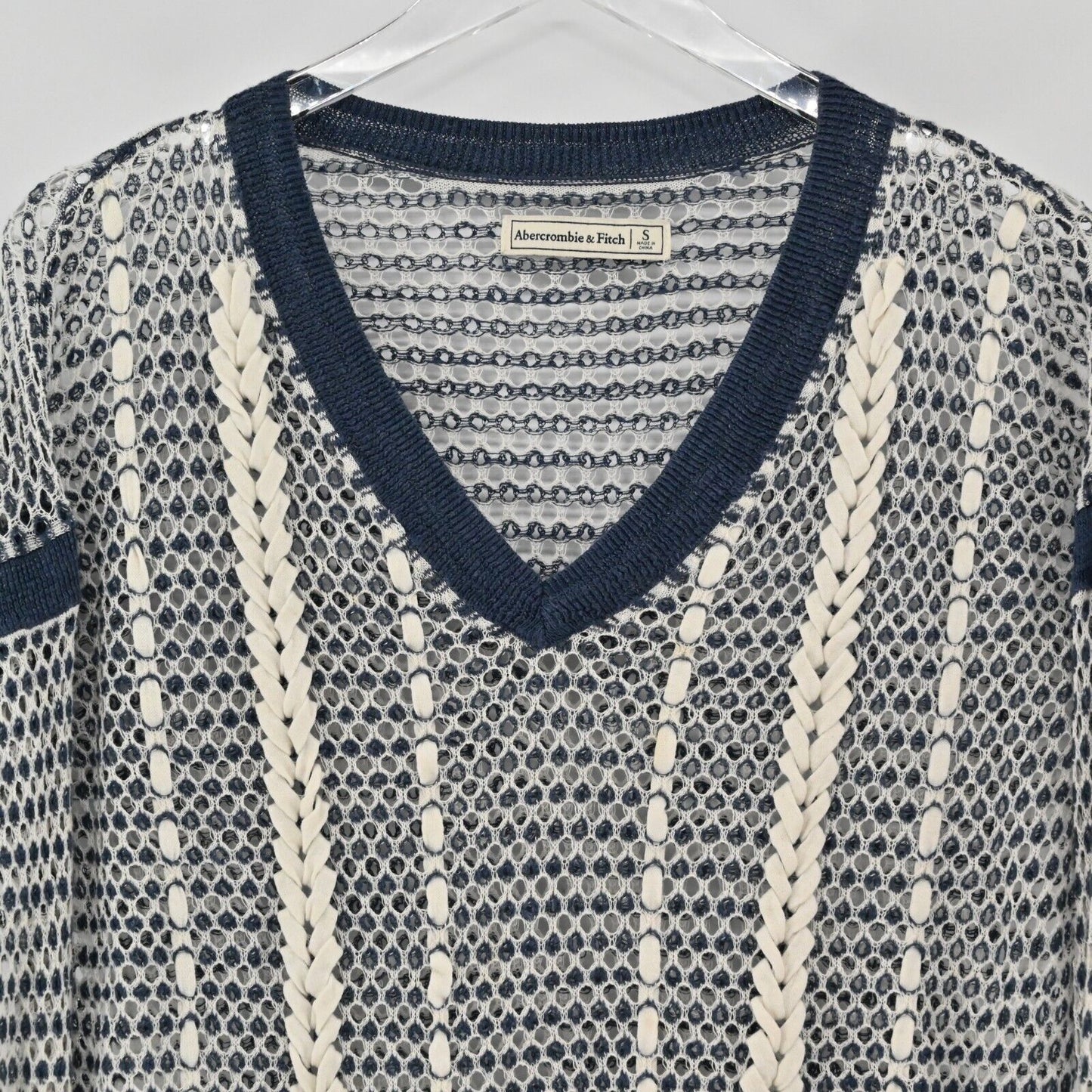 ABERCROMBIE FITCH Sweater Womens Size S Open Knit V Neck Long Sleeve Navy Ivory