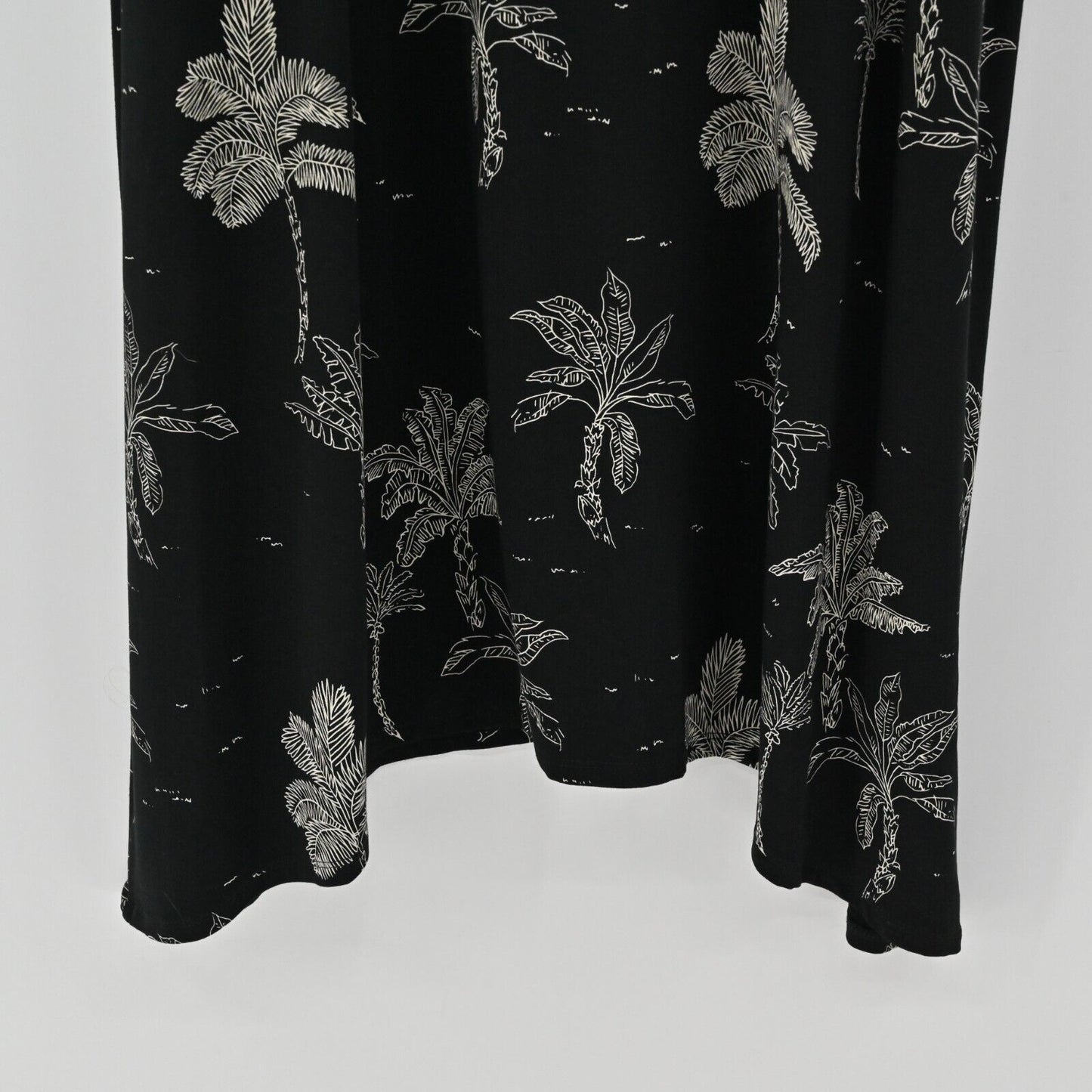 J JILL Dress Sz M Sleeveless Jersey Tropical Palm Black Wearever Collection NEW