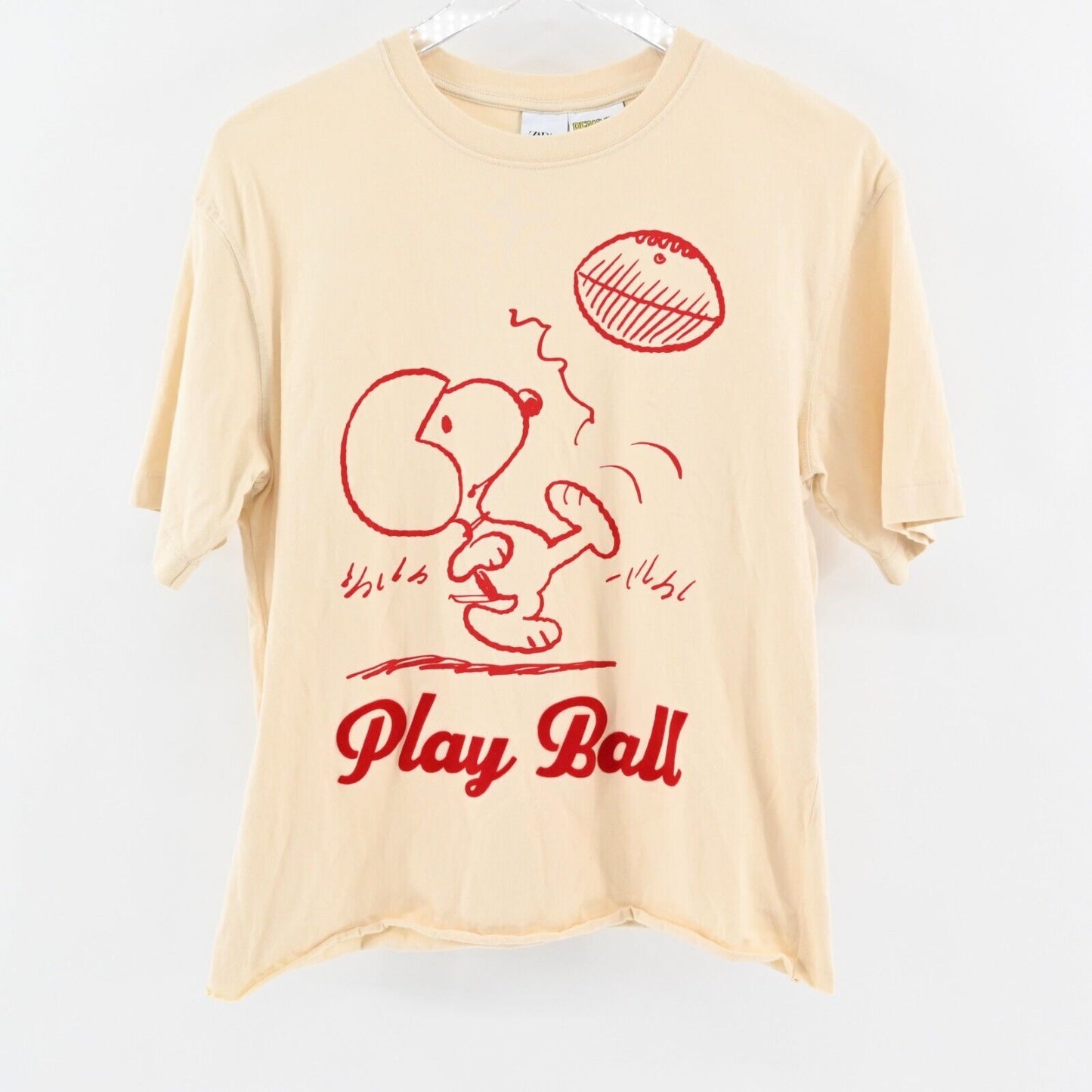 ZARA Top Womens Sz S Snoopy Peanuts Red Play Ball Graphic Tee Vanilla Football