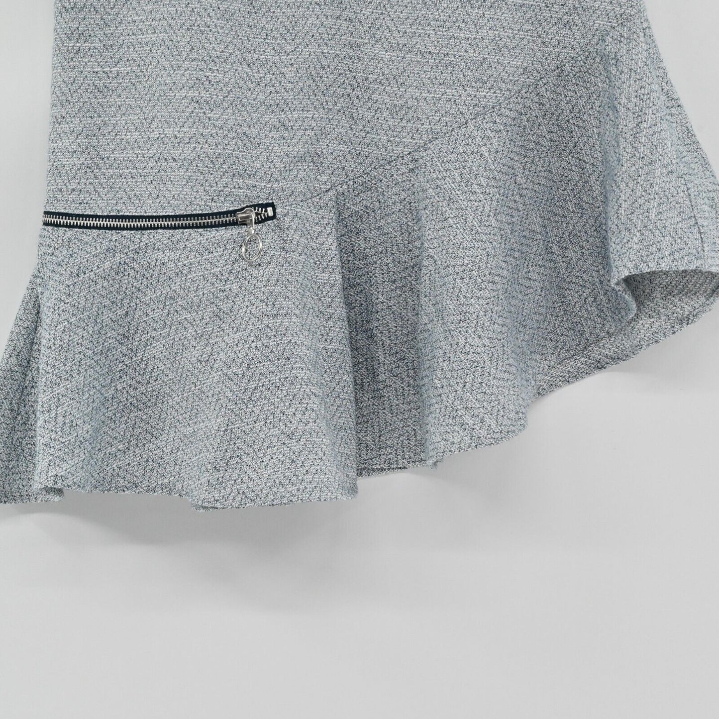 CHELSEA and WALKER Skirt Womens Size 4 Asymmetric Zipper Detail Tweed Mini