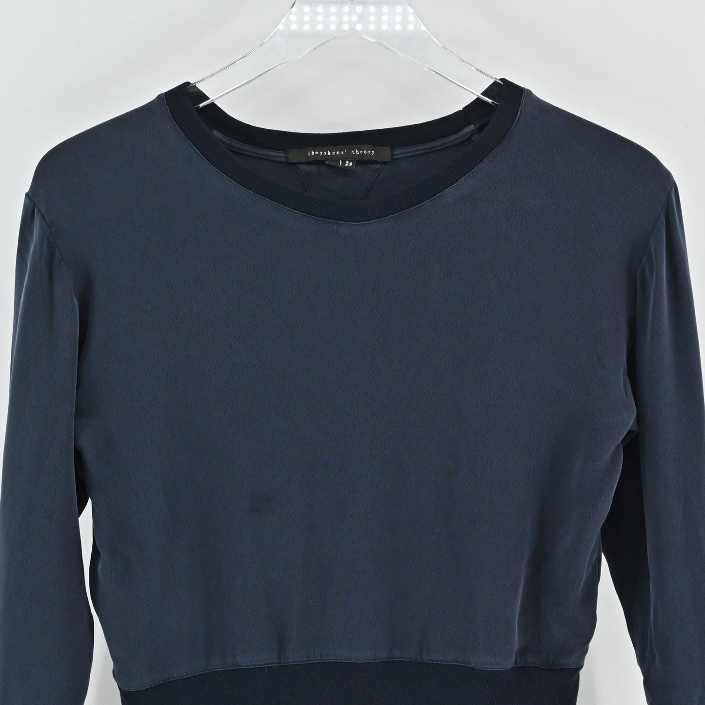 Theyskens Theory Womens Silk Top Size 0 Navy Minimalist Long Sleeve Pullover