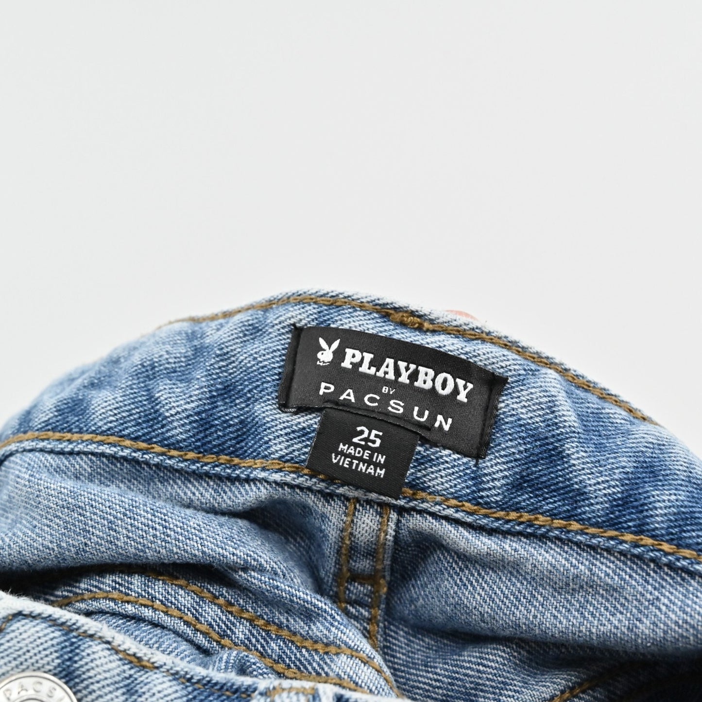 Playboy X Pacsun Slash Mom Jeans Size 25 Distressed Rainbow Paint Pocket Pride