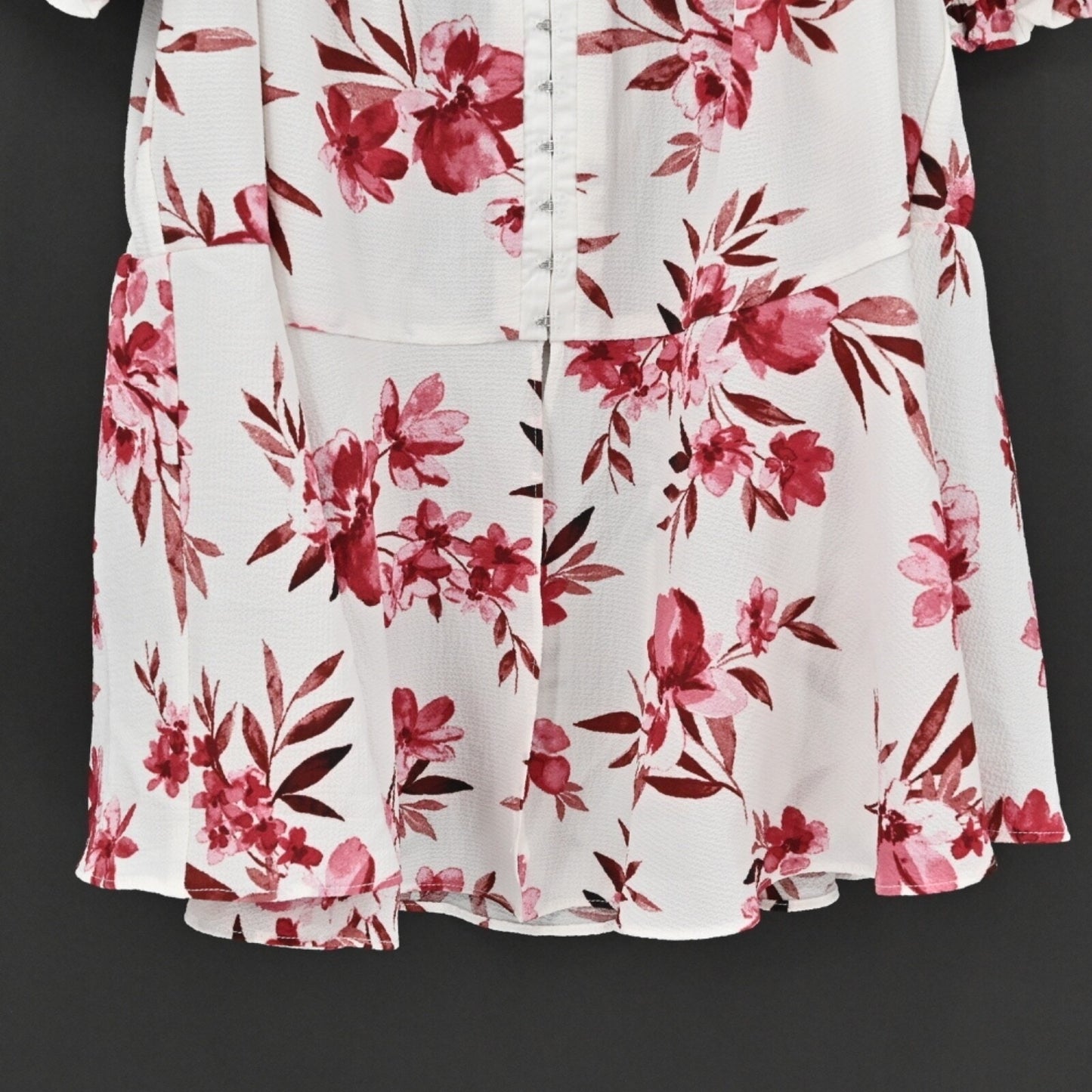 CITY CHIC Womens Top Size XL/22 Ivory Soft Blooms White Red Floral Peplum Ruffle