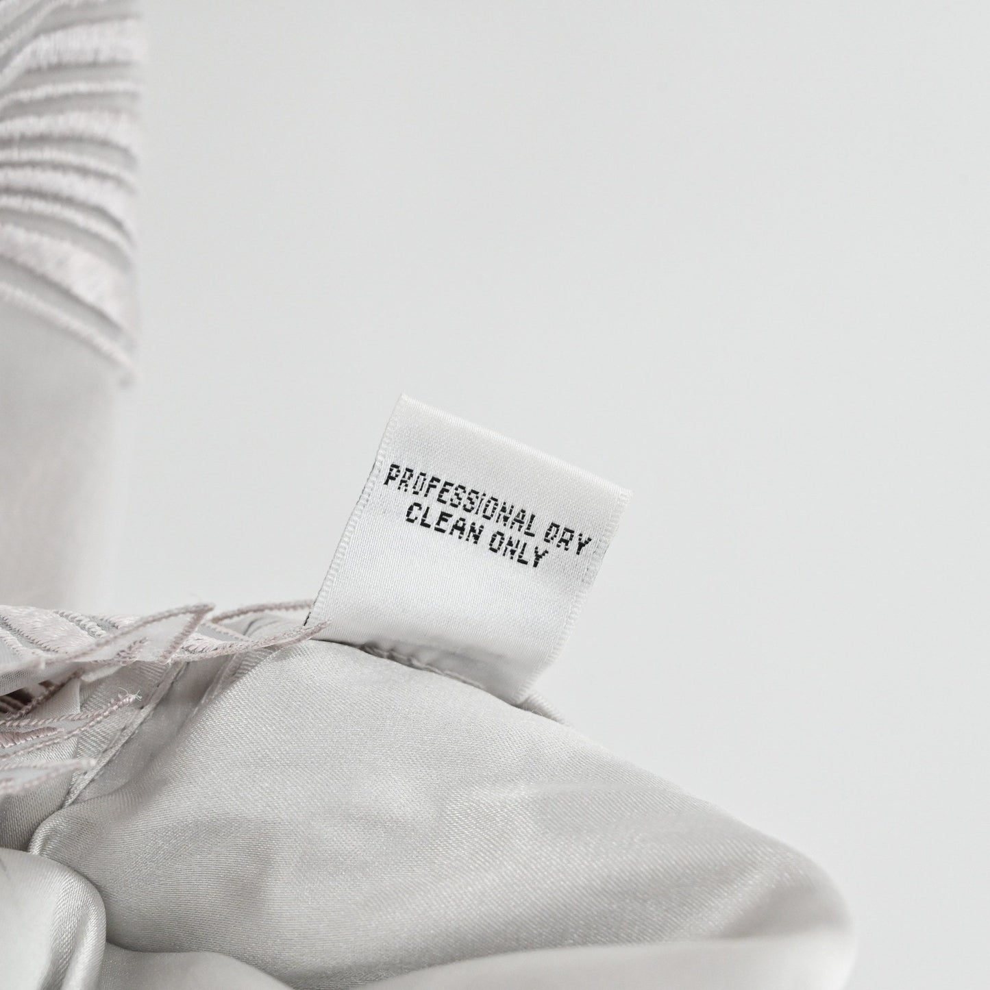 Yoana Baraschi Cocktail Dress Size 8 Gray Sheer Overlay Floral Embroidered