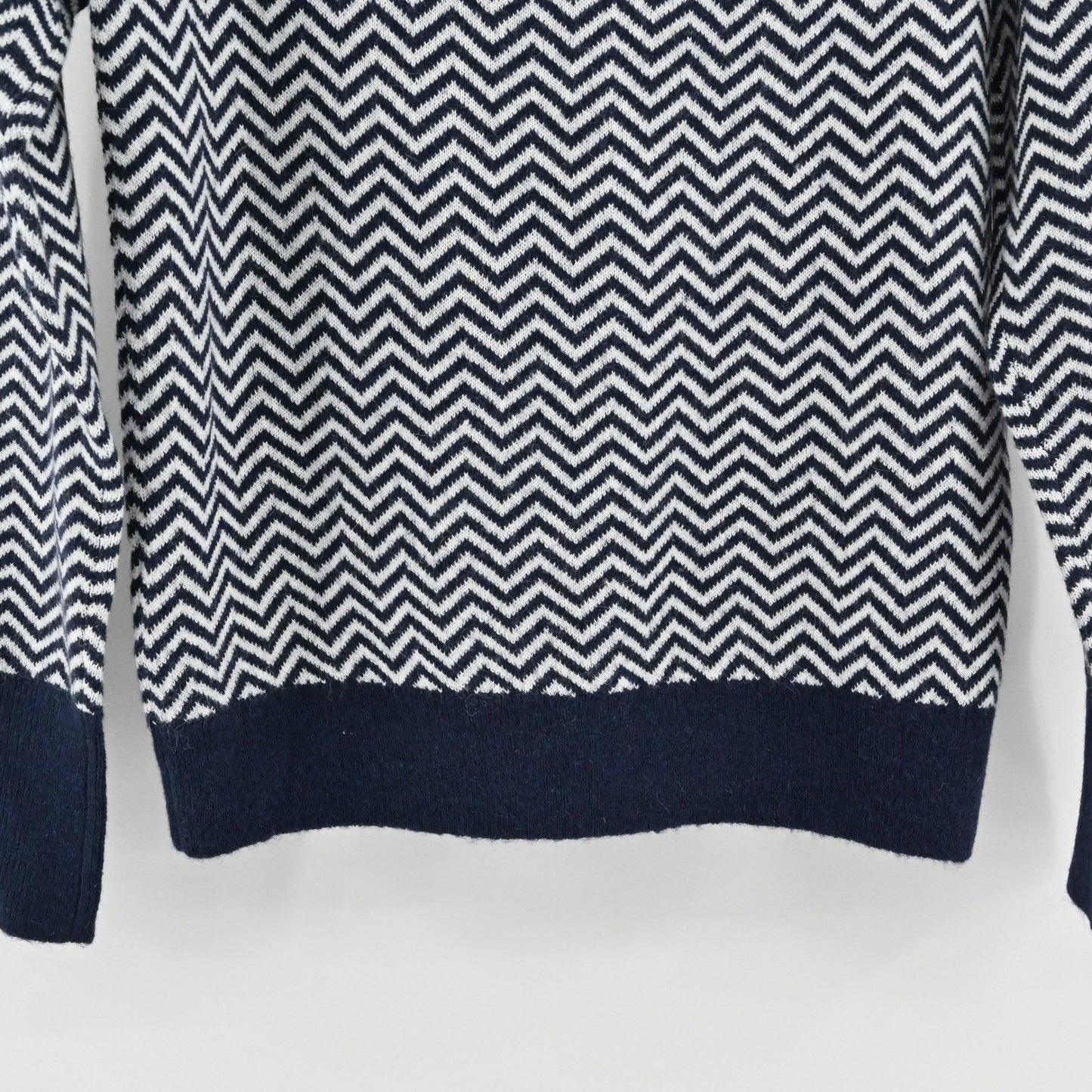 J Crew Womens Chevron Alpaca Sweater Size S Preppy Navy White Mock Neck Button